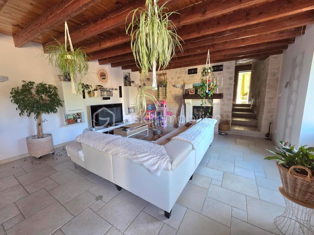 Maison en pierre de 188,51 m² - m5.jpeg
