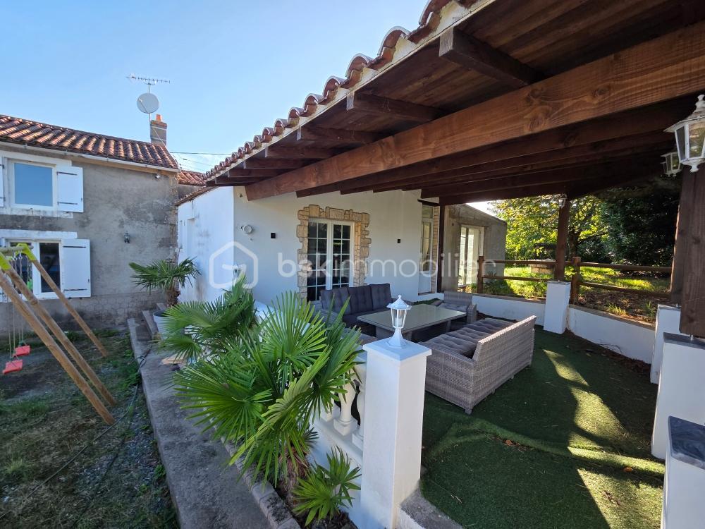 Maison en pierre de 188,51 m² - m1.jpeg
