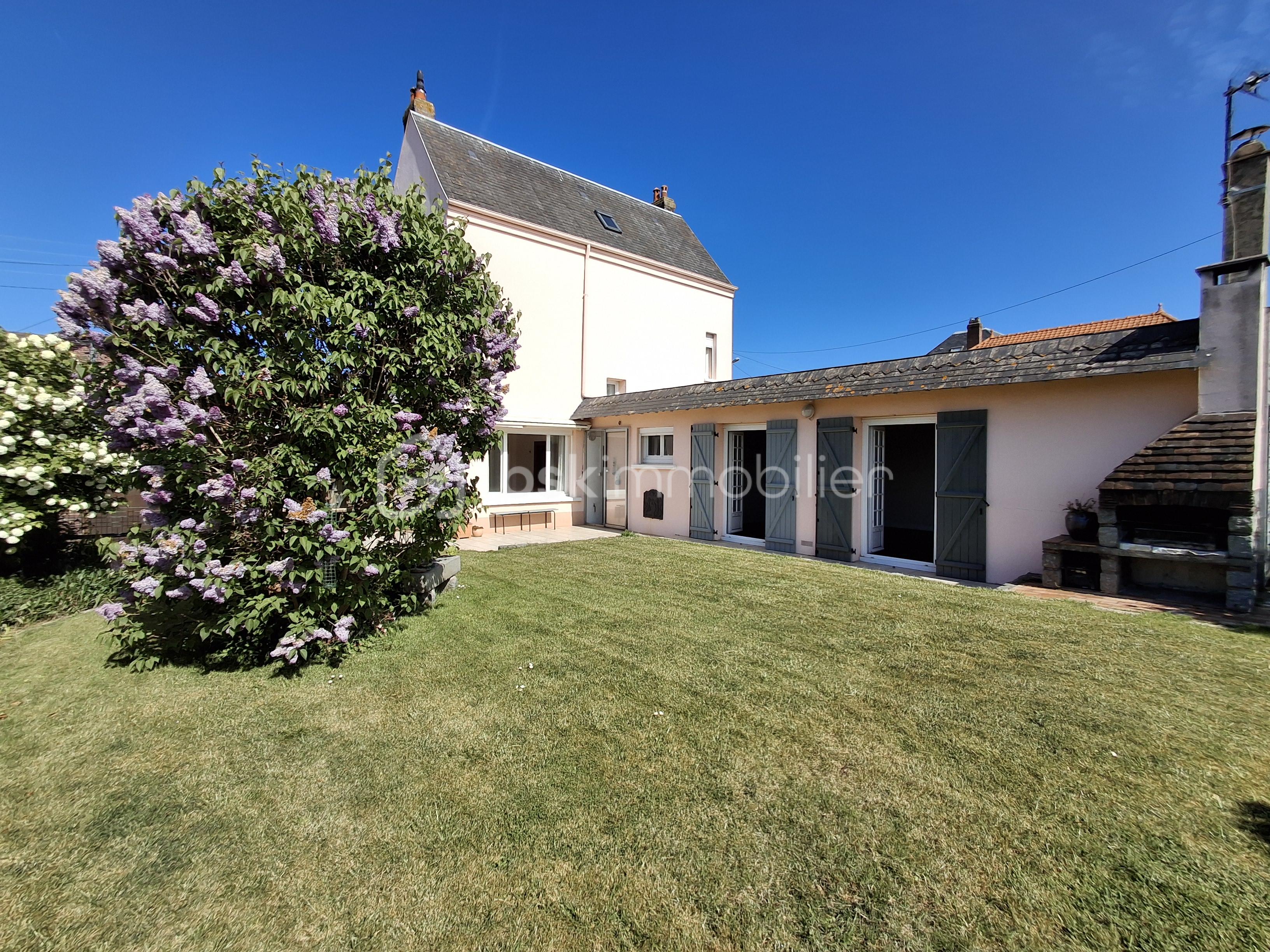 maison arrière et jardin 27.094.2026.png