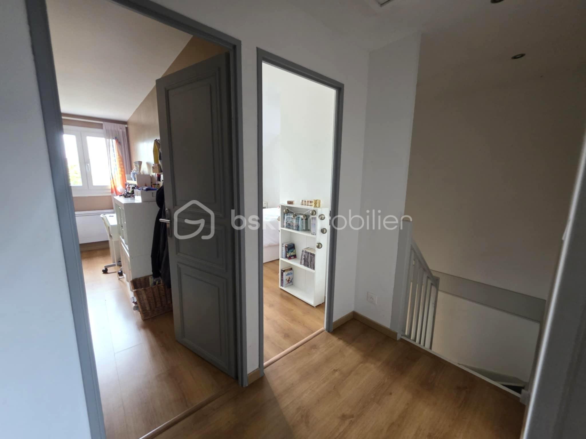 Maison de 87 m² - COULOIR.jpg