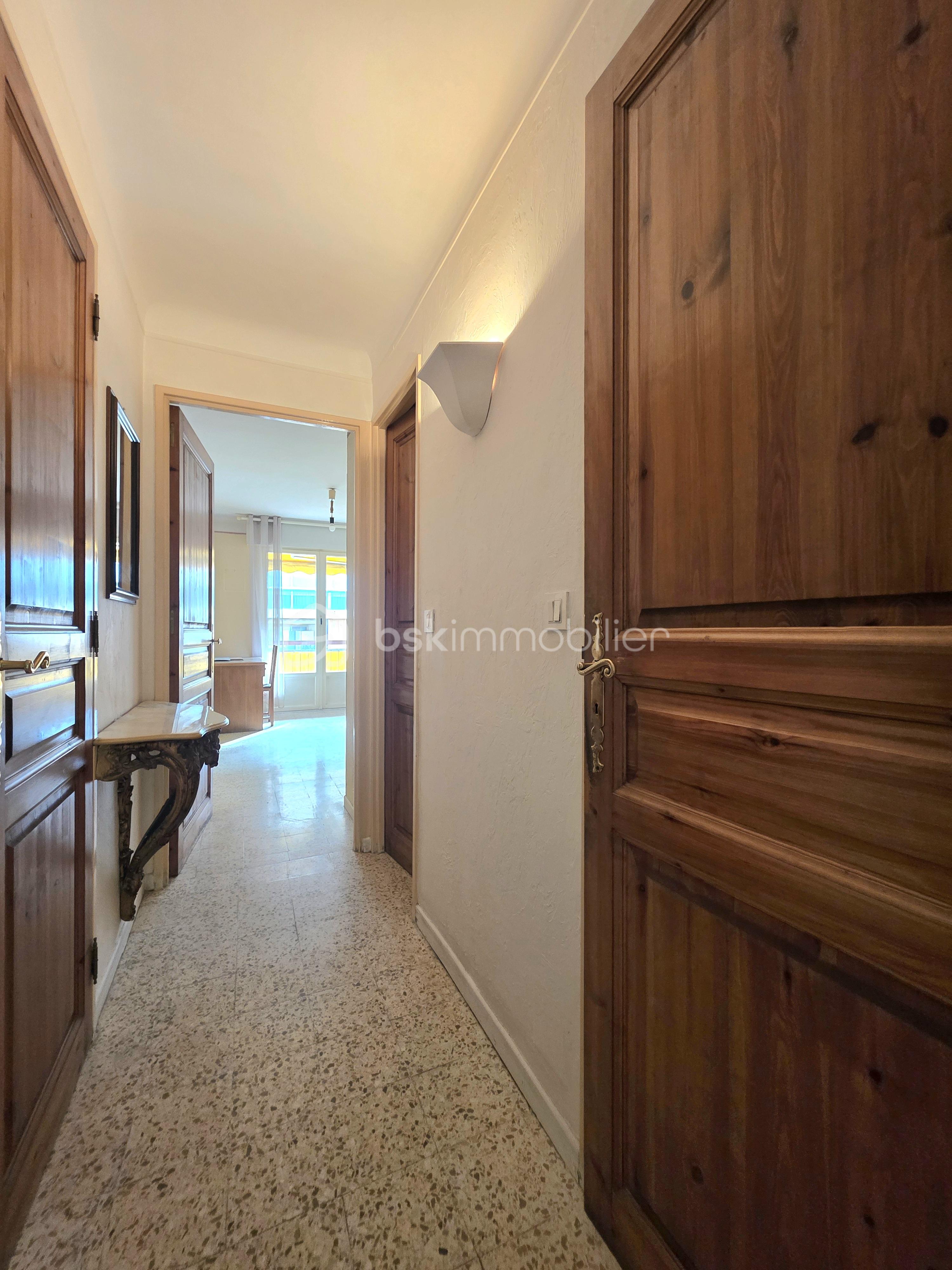 Appartement de 56,76 m² - 13- Couloir 3.jpg