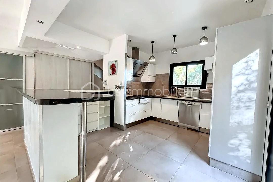 Villa de 145 m² - hoqi-6bf14f085e0e4d2d8db78ea84d0331a8.JPG