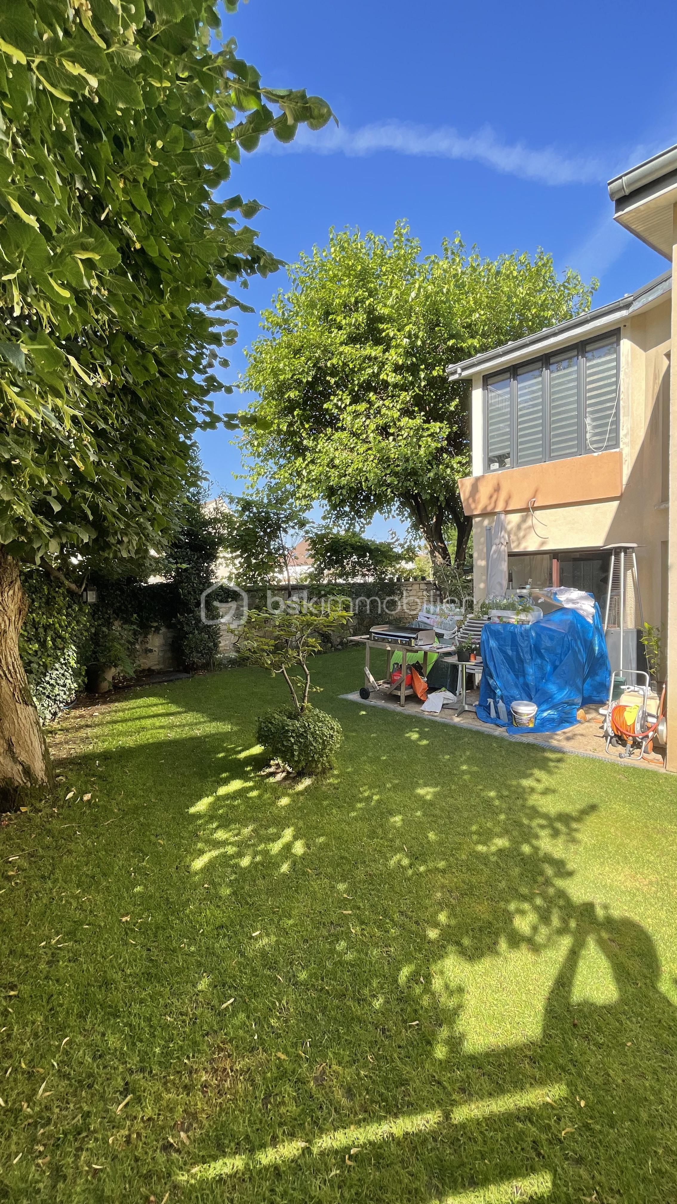 Maison traditionnelle de 105,28 m² - 4.png