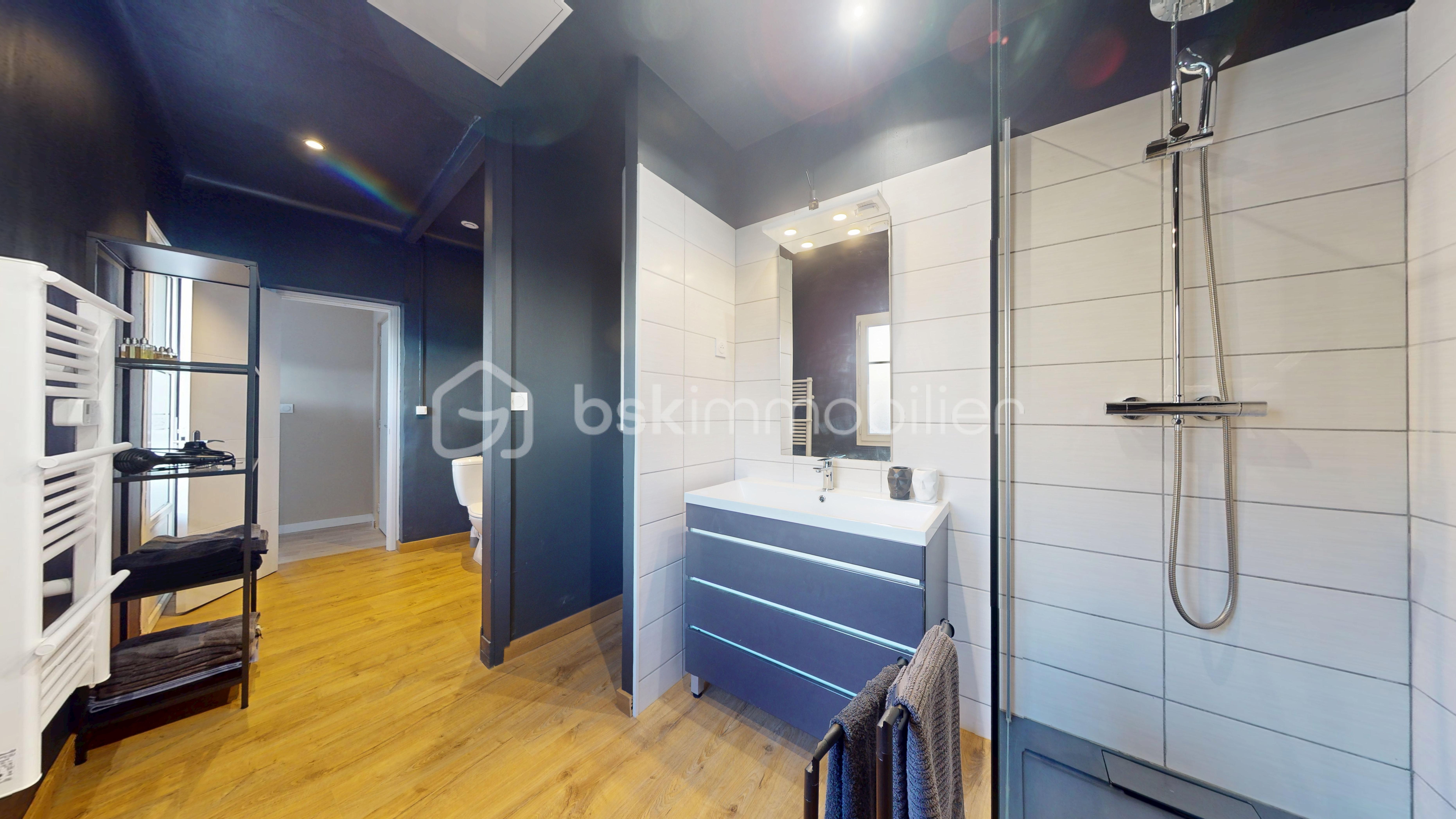 Appartement de 81,28 m² - Superbe-appartement-T3-au-coeur-dAvignon-intra-muros--10222025_164607.jpg