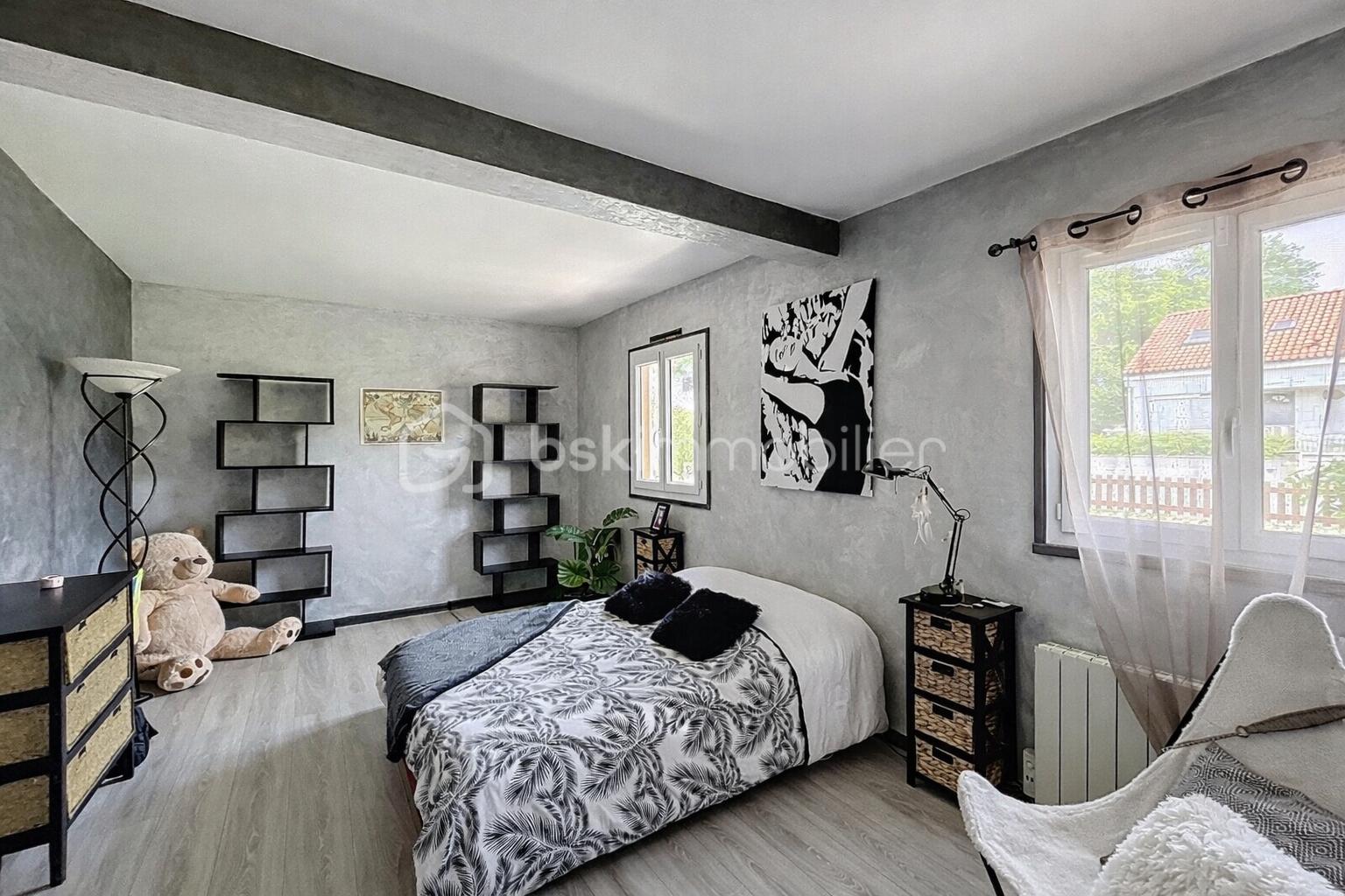 Maison de 179 m² - 1B8C32E2-EF11-4207-9FB7-FF5B89202EF8.png