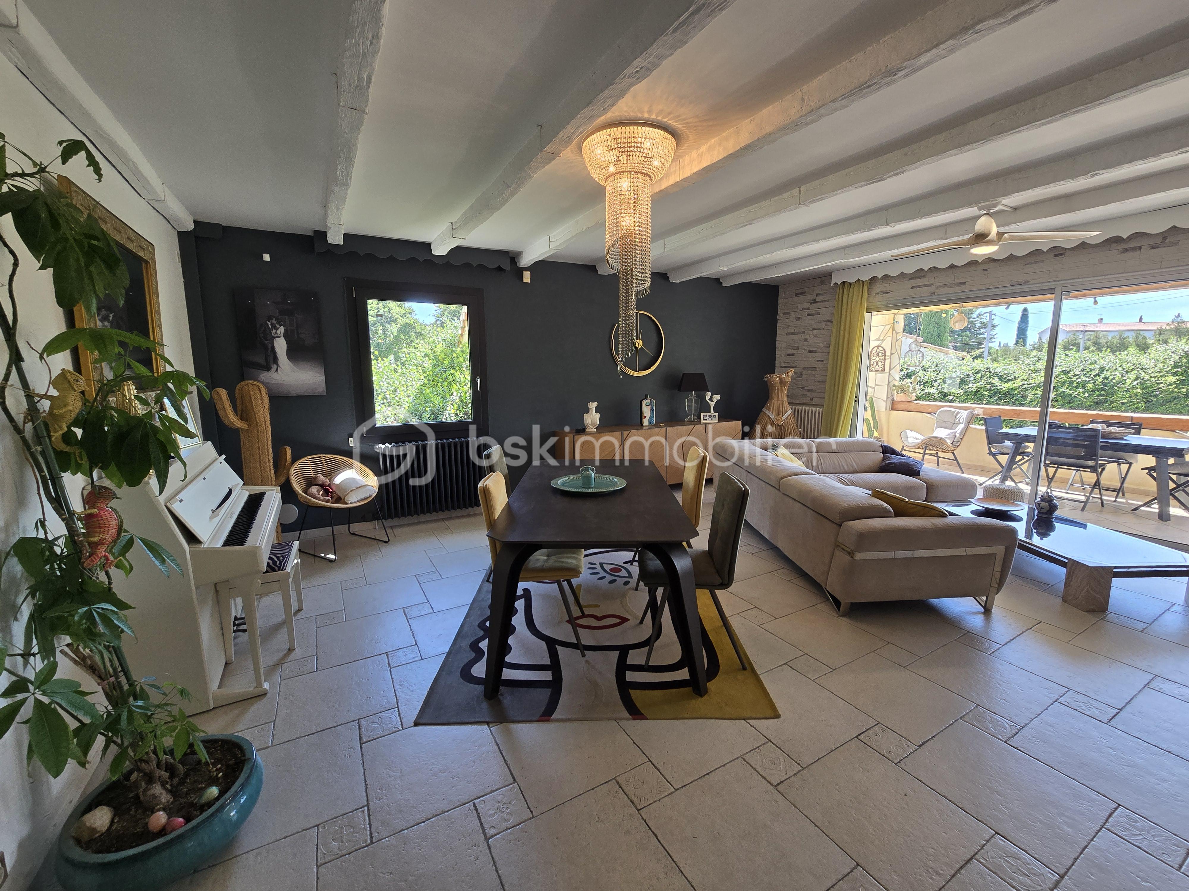 Maison d architecte de 140 m² - 5 piscine st Jean Architecte  Martigue 8.jpg