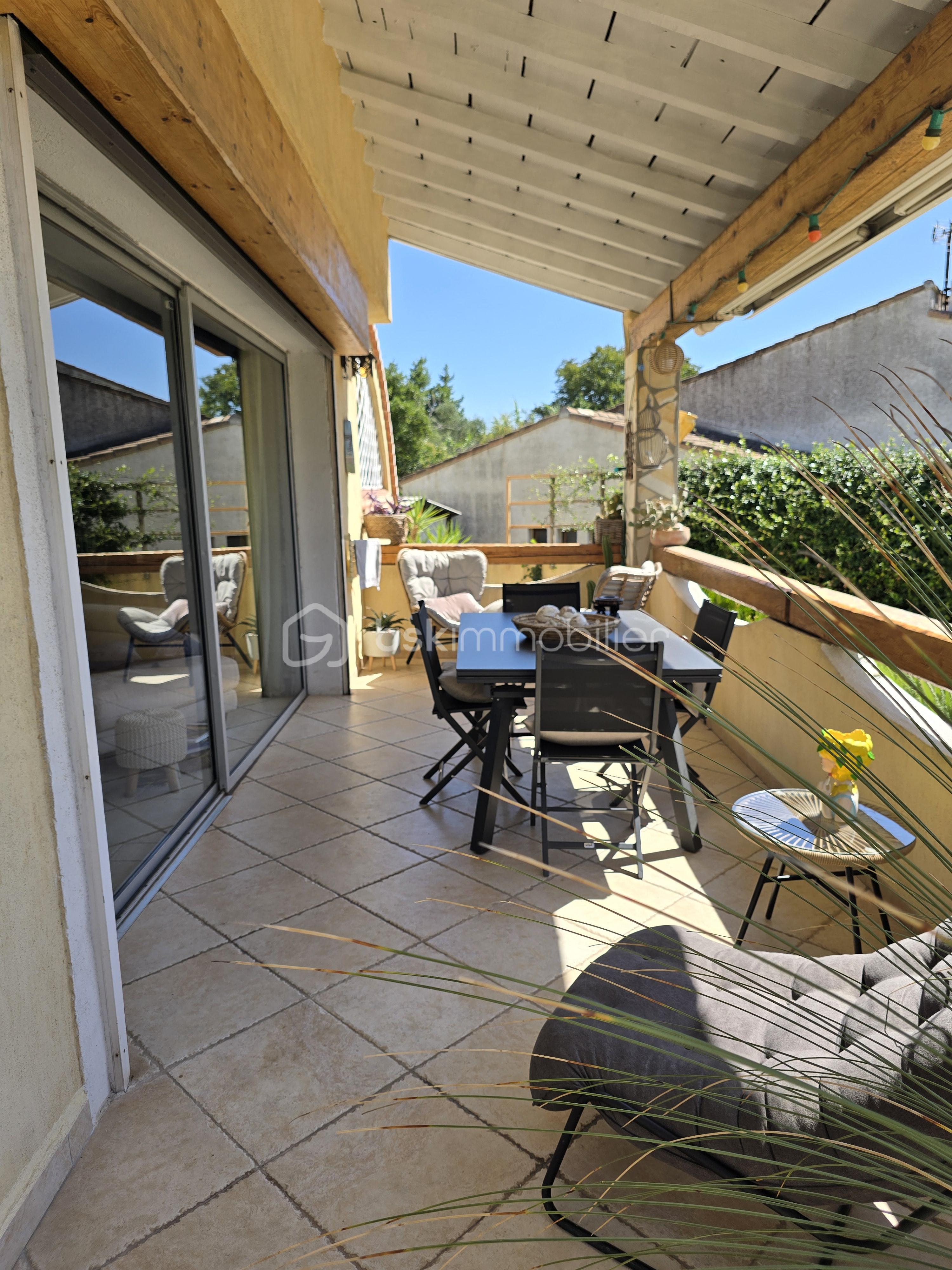 Maison d architecte de 140 m² - 6 pool housse st Jean Architecte  Martigue 6.jpg