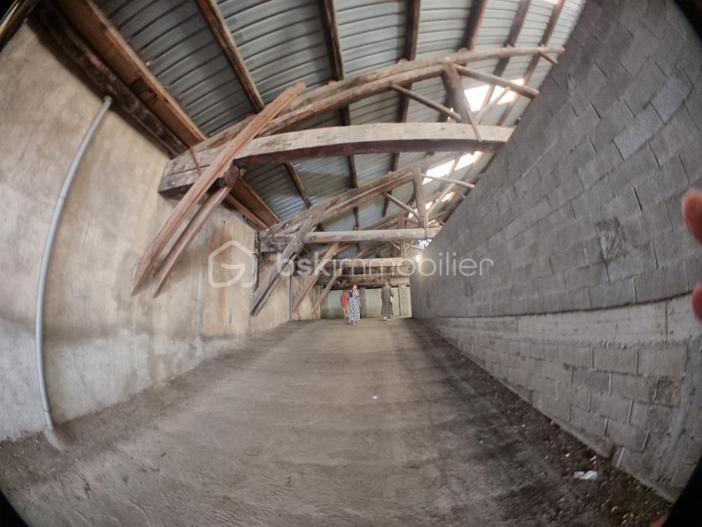 2026 Acces Parking & garage intérieur.jpg