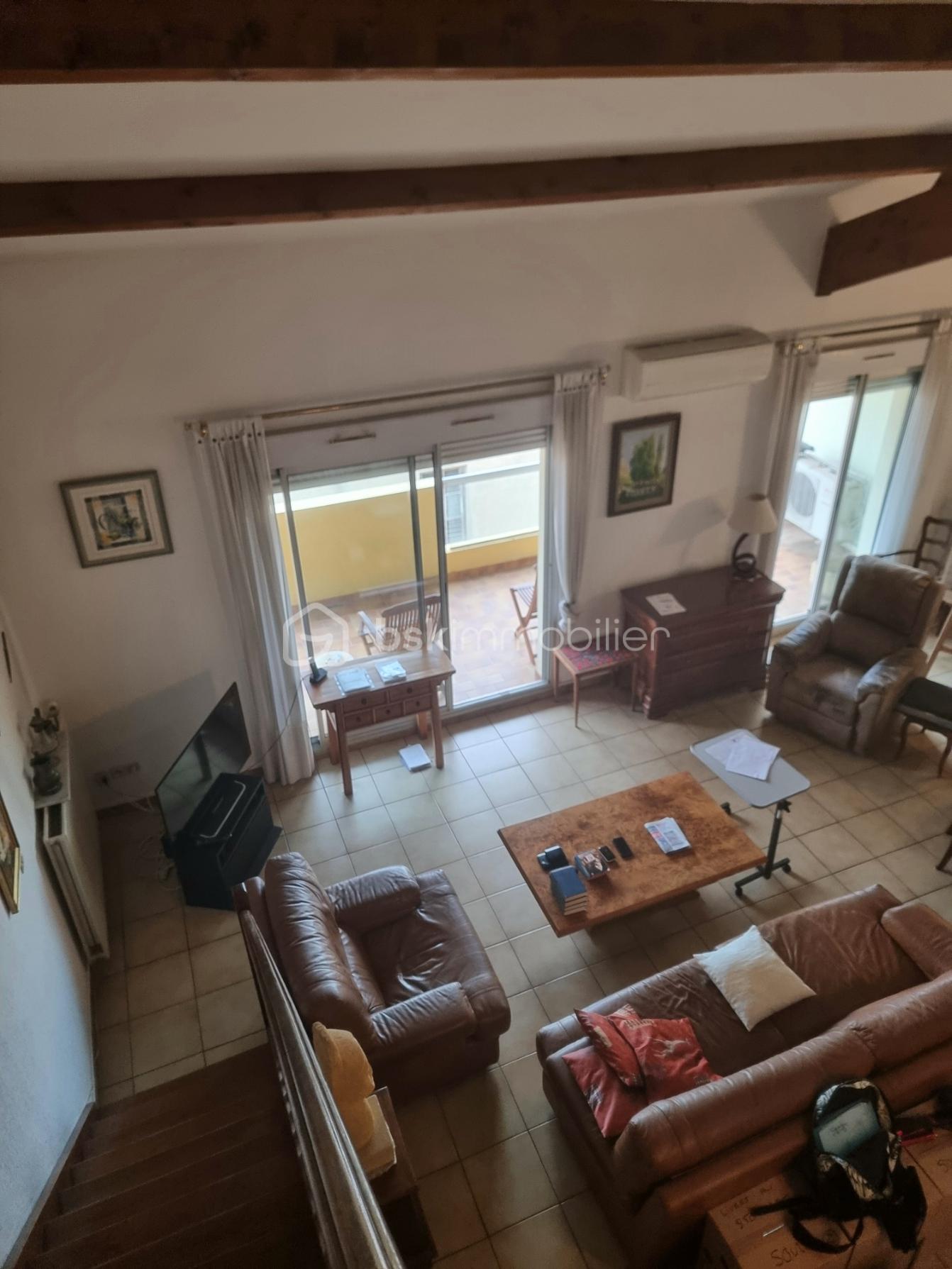 Vue de la mezzanine 1.jpg