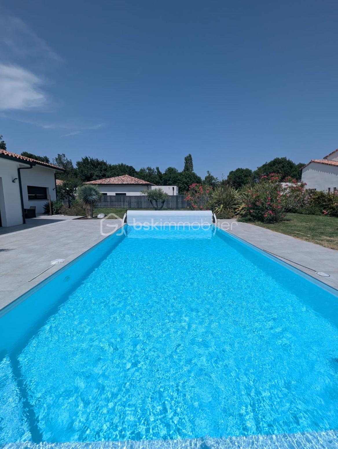 Maison d architecte de 260 m² - WhatsApp Image 2025-07-21 à 14.20.21_6c1e65cf.jpg