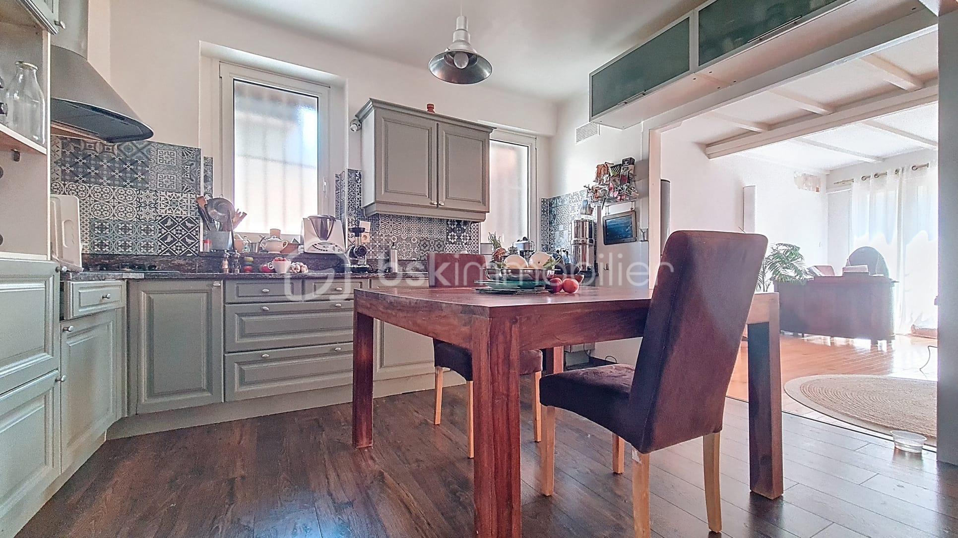 Maison de 120 m² - 375b971b-4c67-4d01-a0d0-a2766c74fb9b.jpg