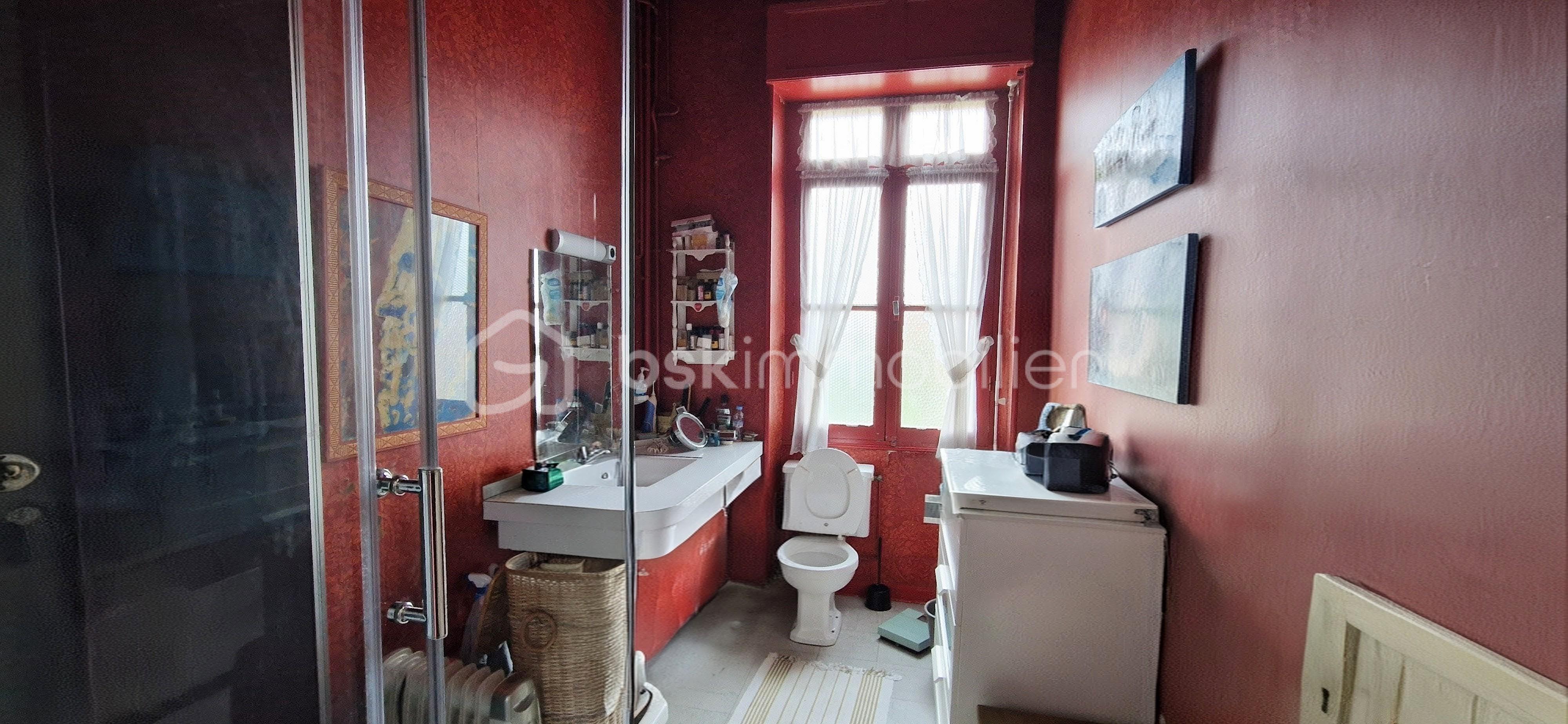 Immeuble de 415 m² - 20260211_123222~2.jpg