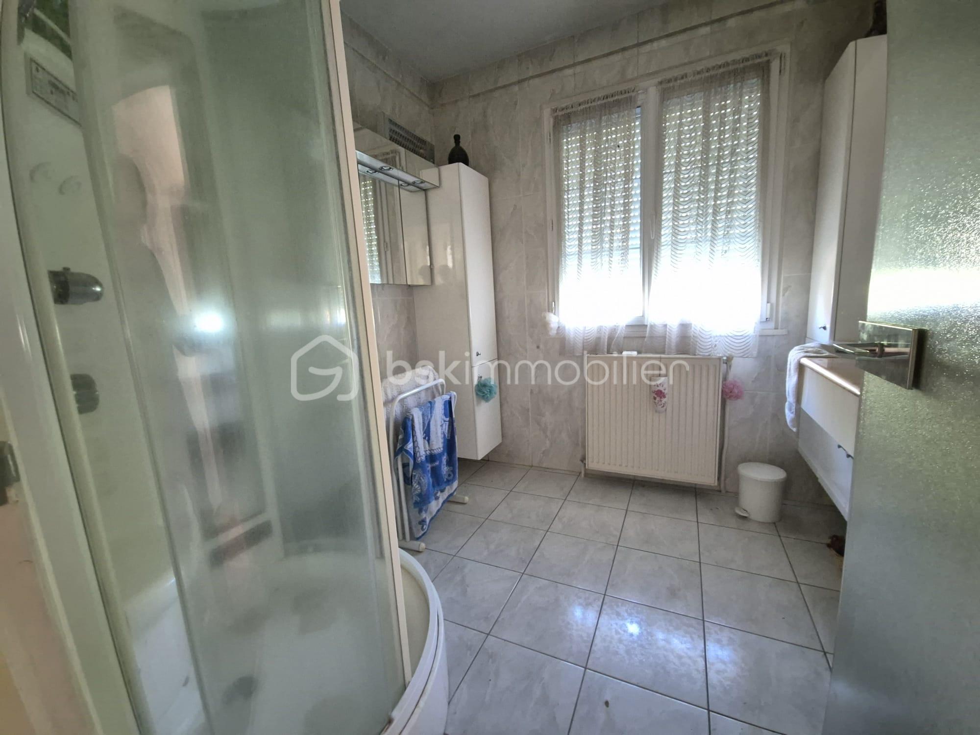 Maison traditionnelle de 90 m² - WhatsApp Image 2025-10-08 à 17.21.13_b974dfa3.jpg