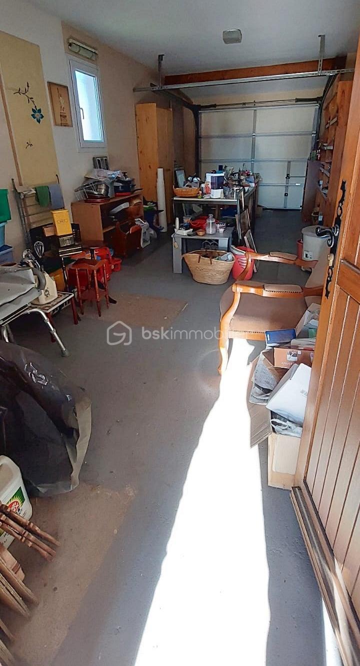 Maison de 92,40 m² - grand garage.jpg