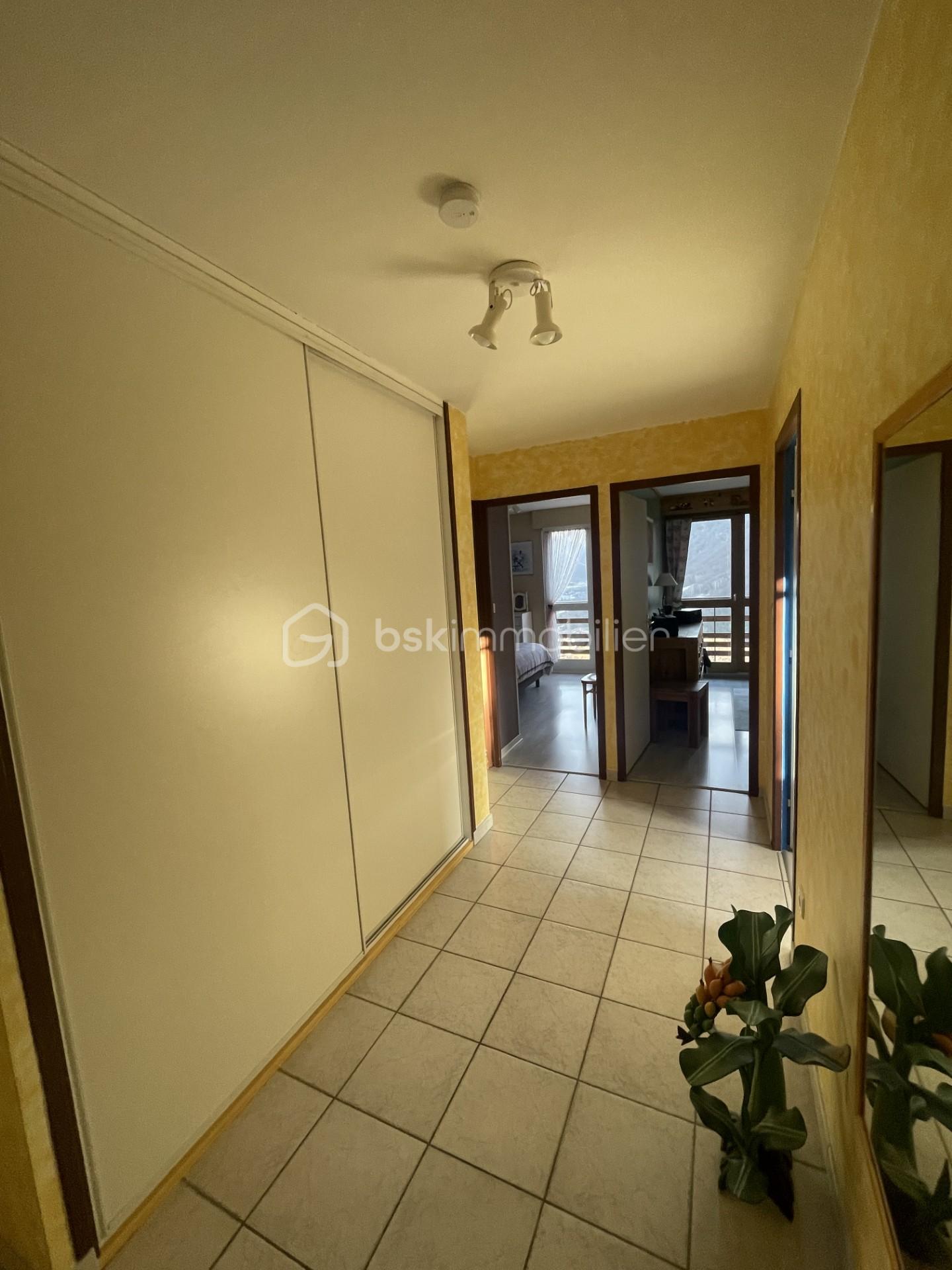 Maison de 155 m² - 726e42b2-0830-4ce3-b5ba-00e862bfba03.jpg