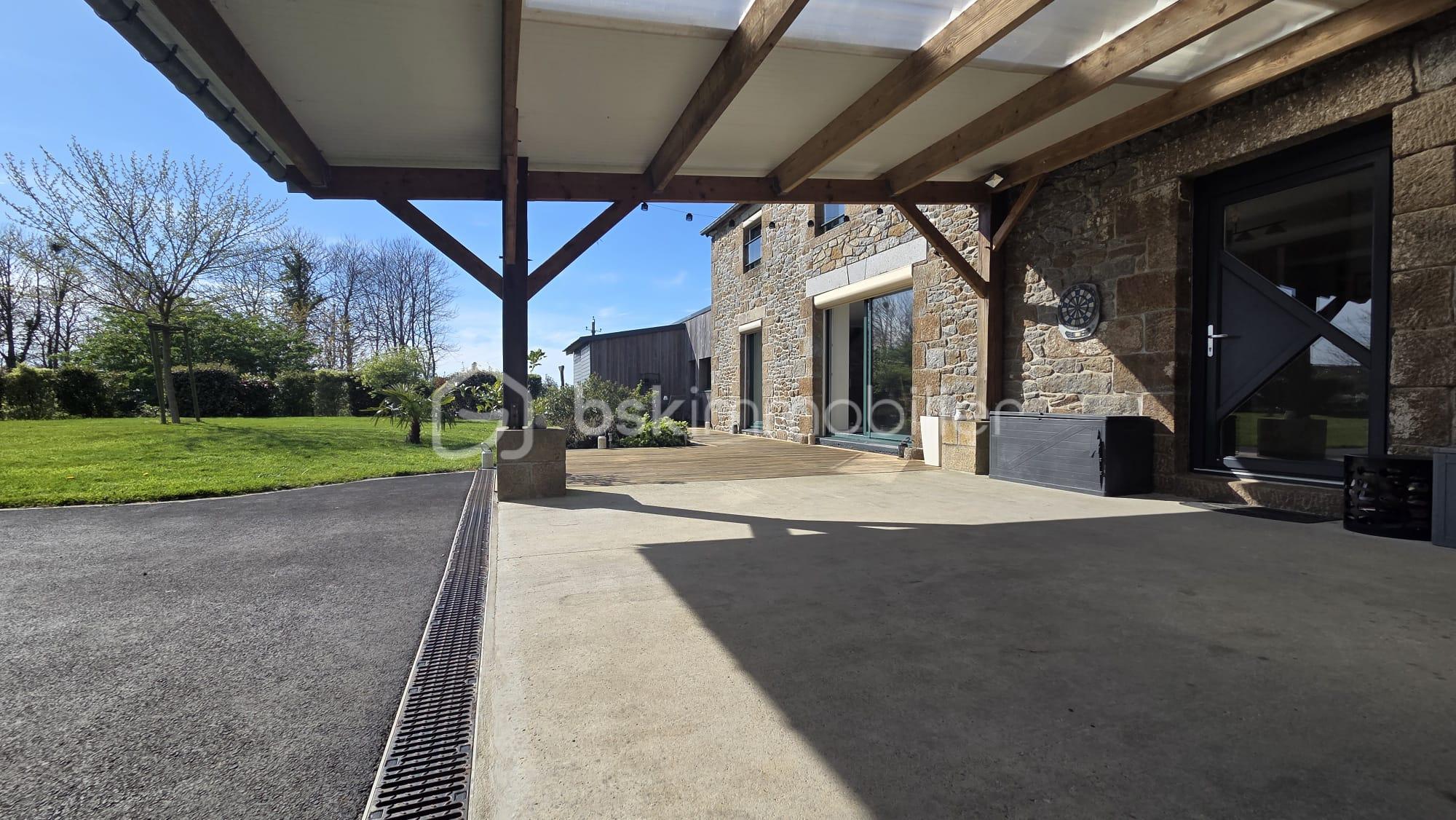 CARPORT.jpeg