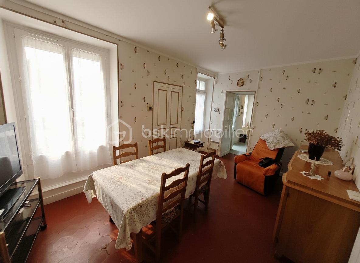 Maison traditionnelle de 141 m² - salon-RDC.jpg