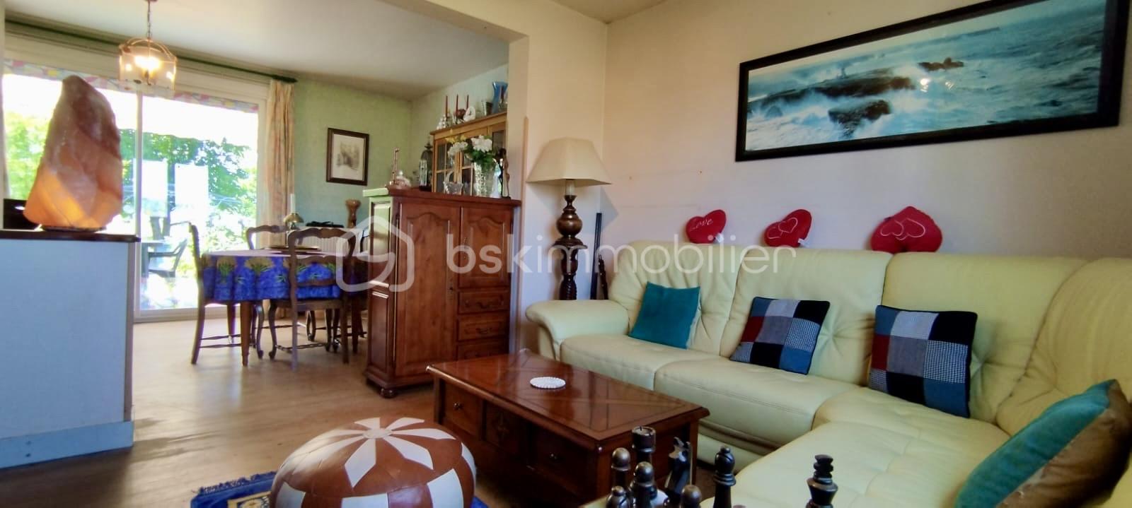 Maison traditionnelle de 115 m² - df01610f-232b-4c37-bd52-43a739f33a92.jpeg