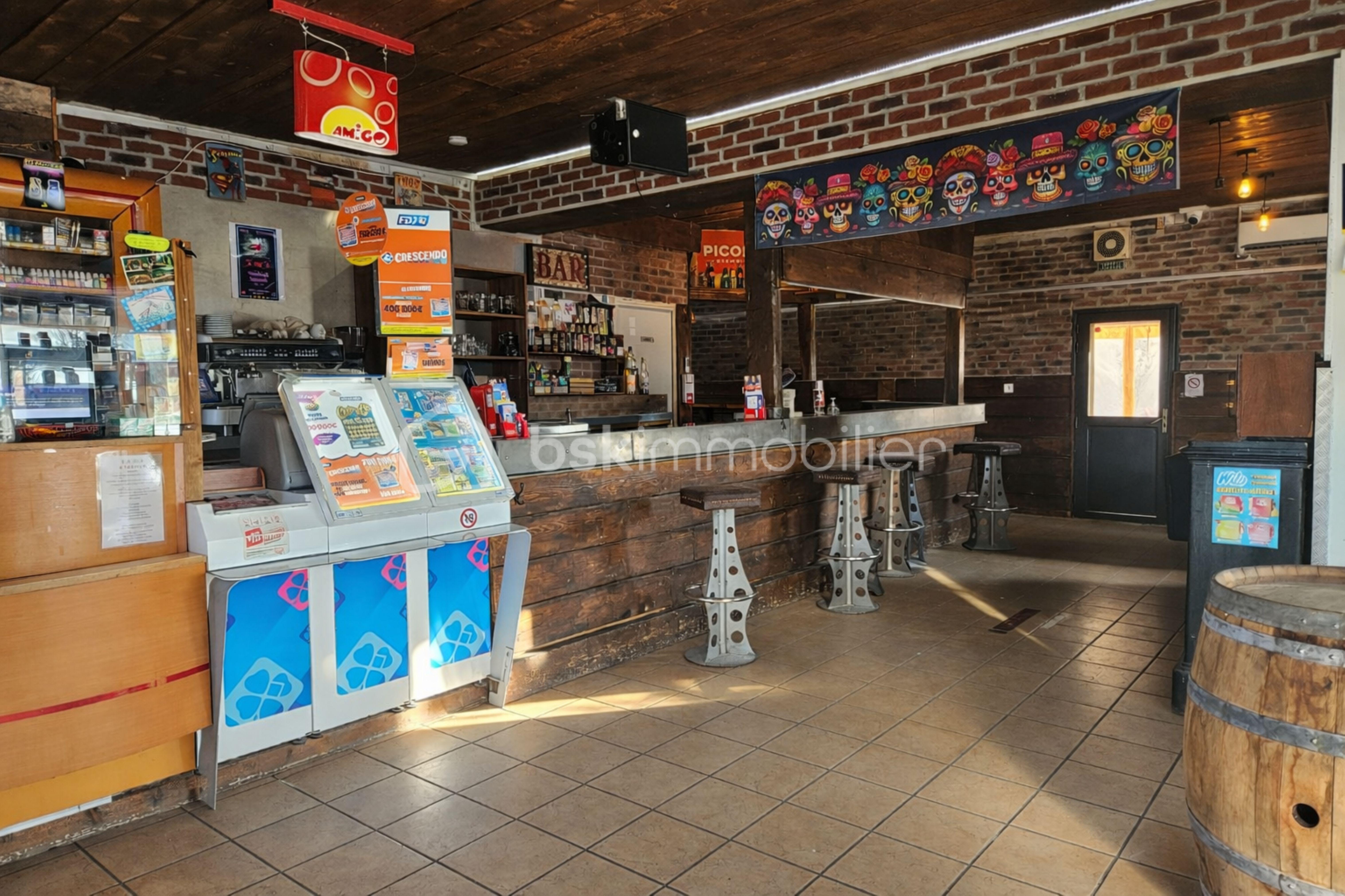 Bar et magasin combiné animé.jpg