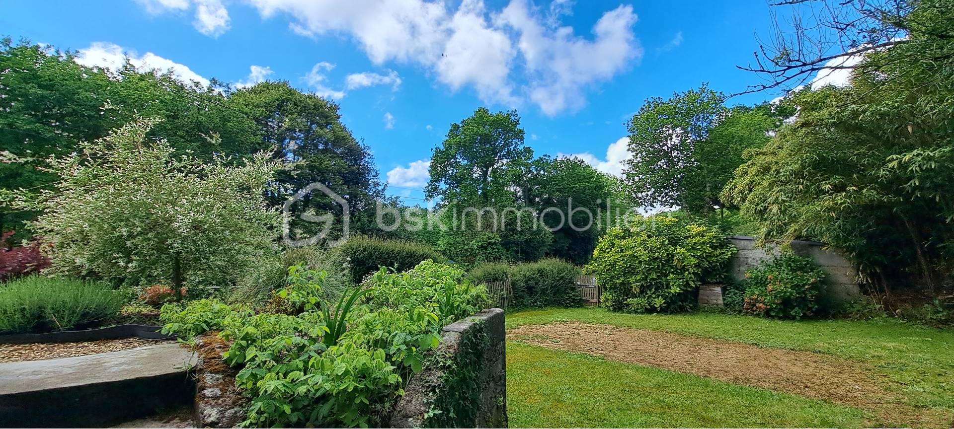 jardin avant 2.jpg