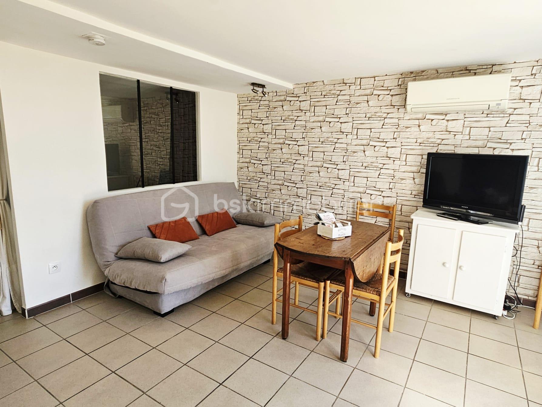 Demeure de 242 m² - IMG-20251010-WA0017.jpg