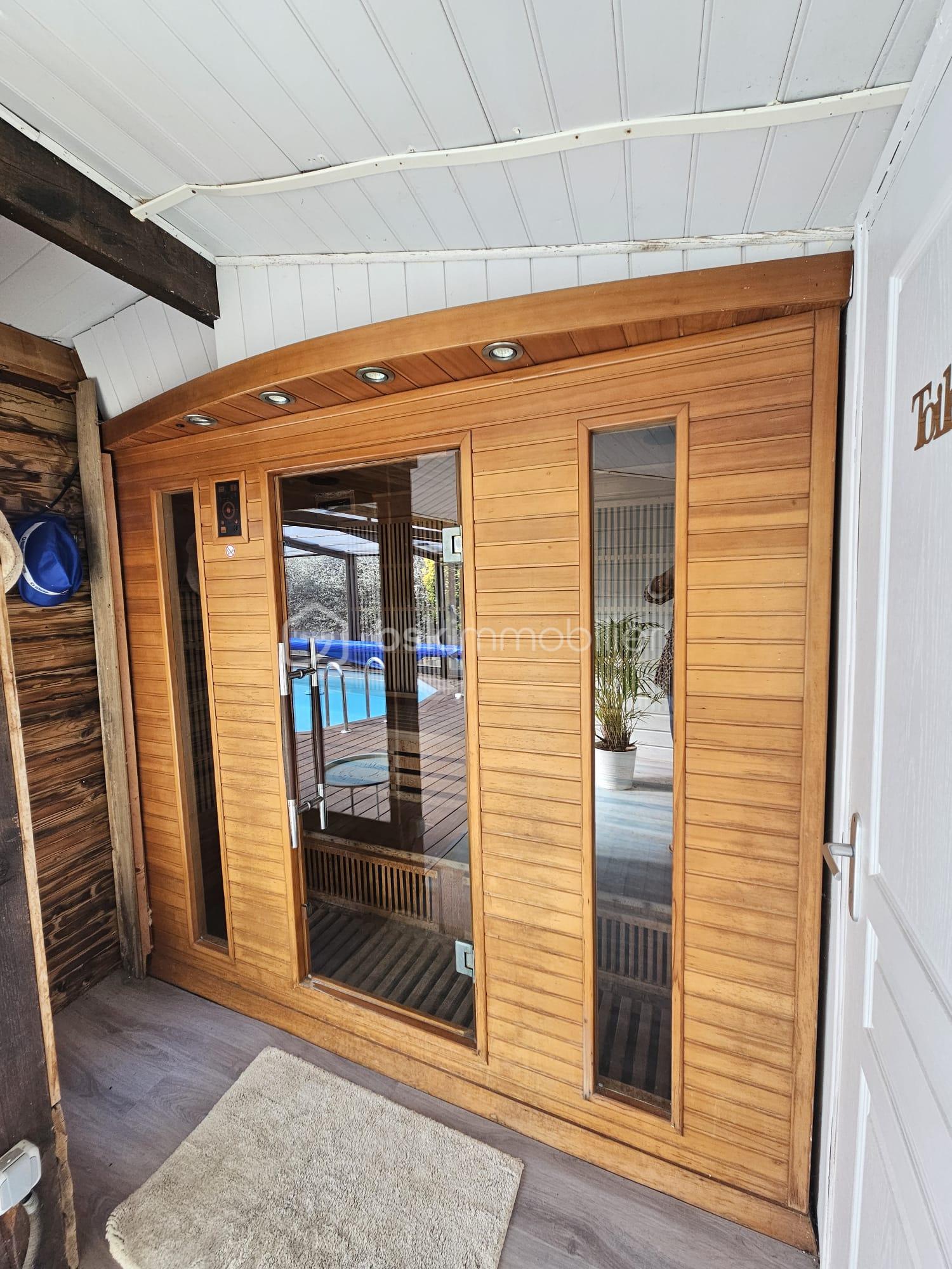 Demeure de 242 m² - IMG-20251012-WA0024.jpg