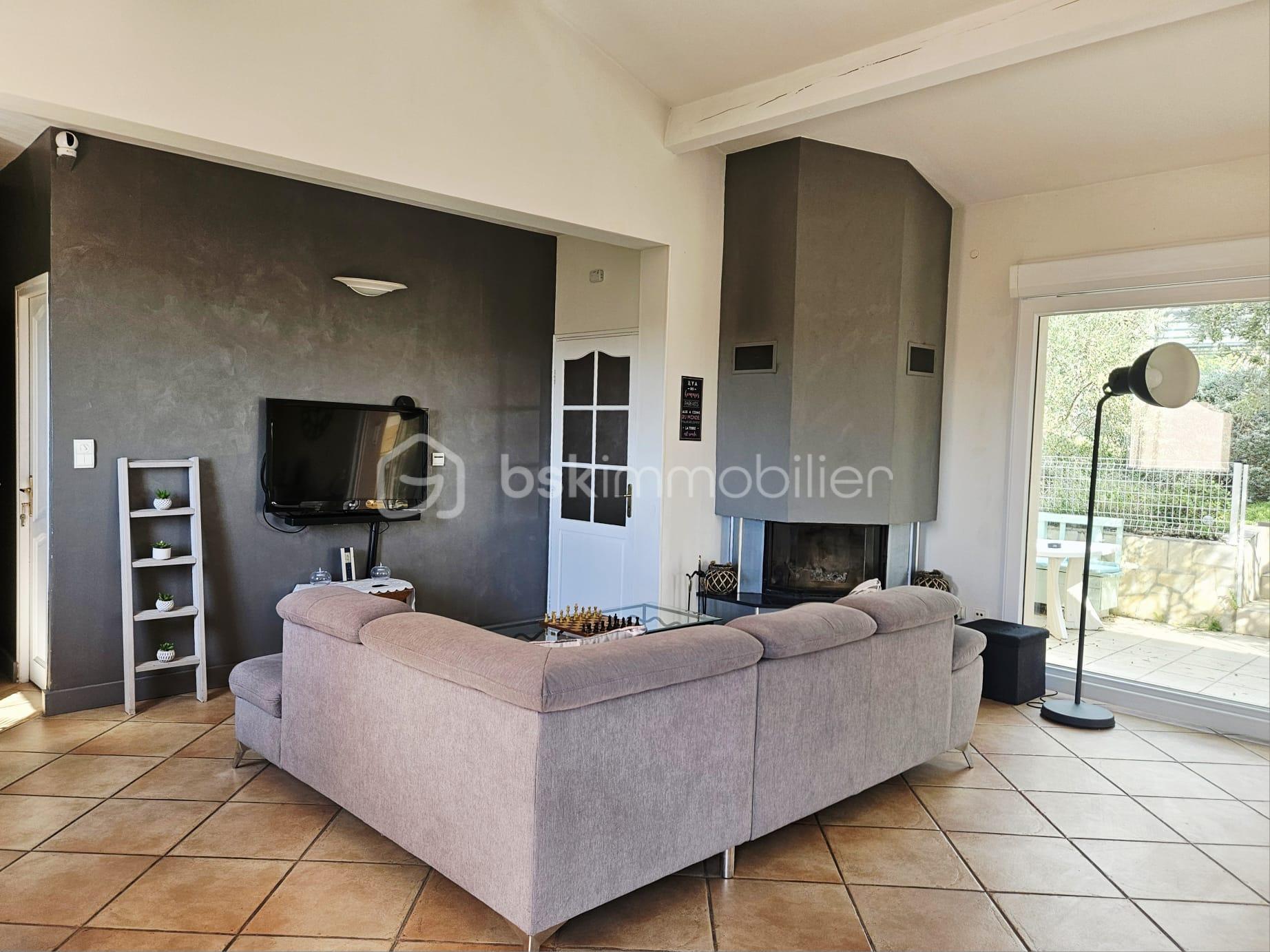 Demeure de 242 m² - IMG-20251012-WA0040.jpg