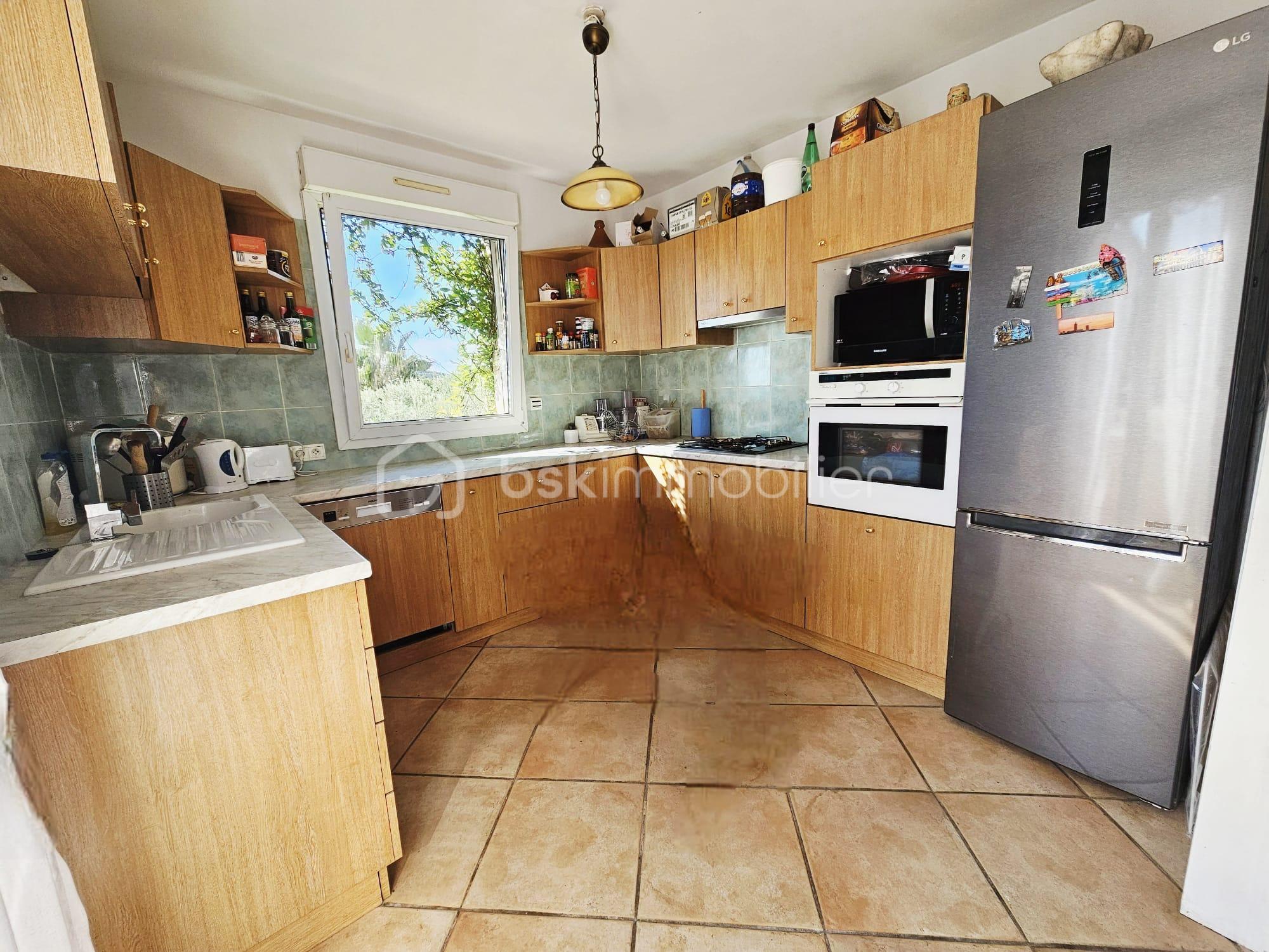 Demeure de 242 m² - cuis1er 2.jpg