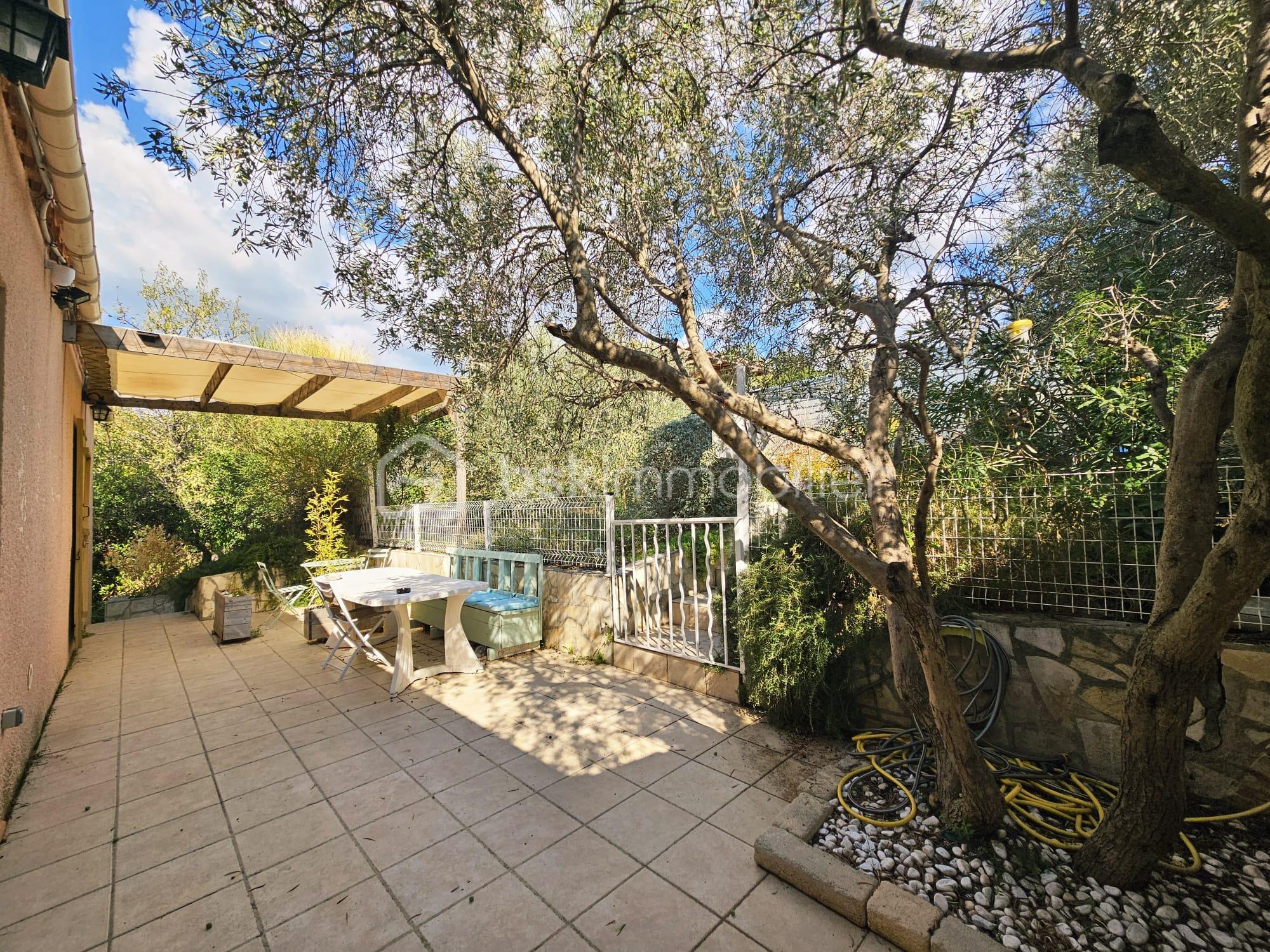 Demeure de 242 m² - IMG-20251012-WA0020.jpg