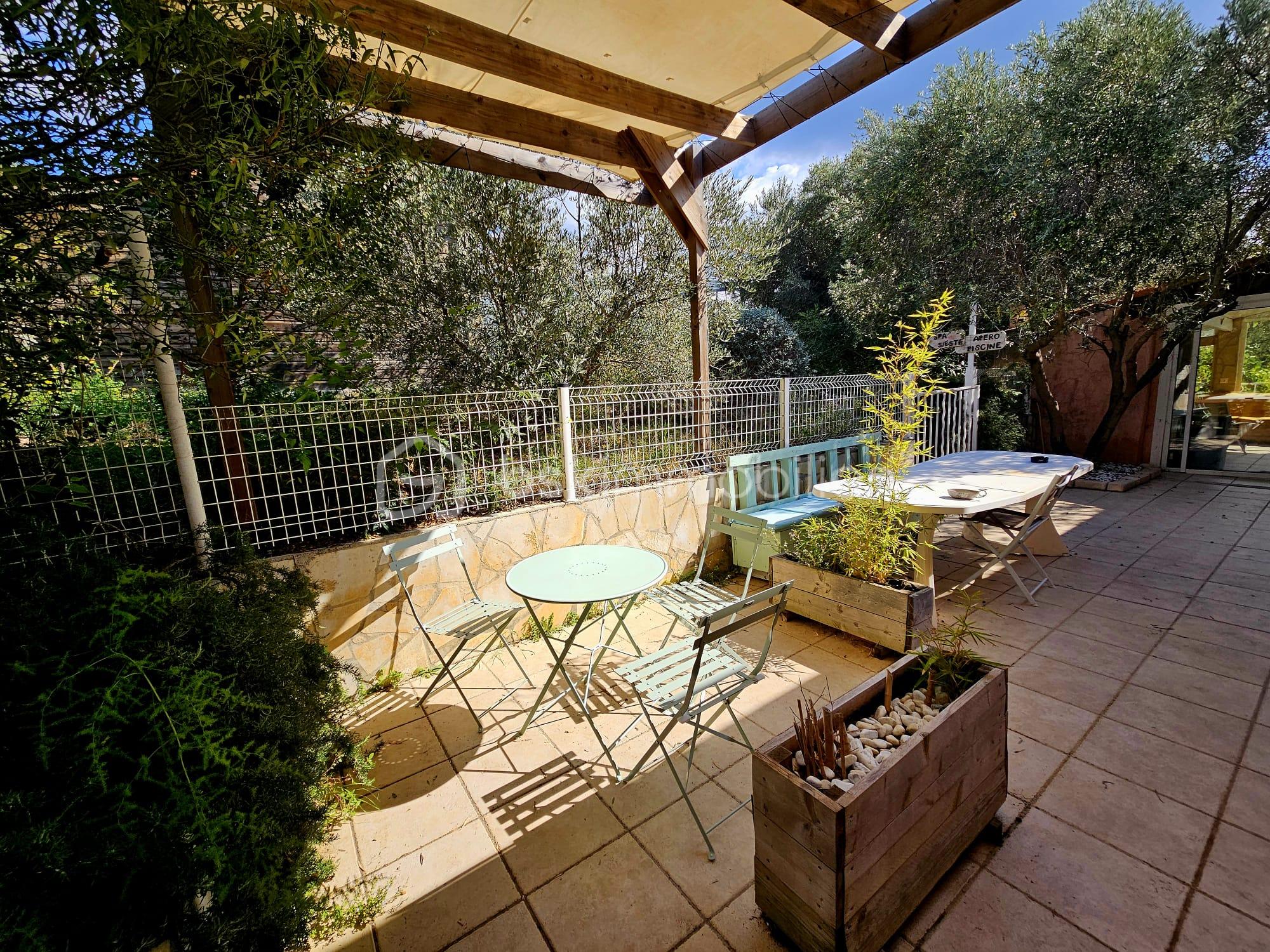 Demeure de 242 m² - IMG-20251012-WA0023.jpg