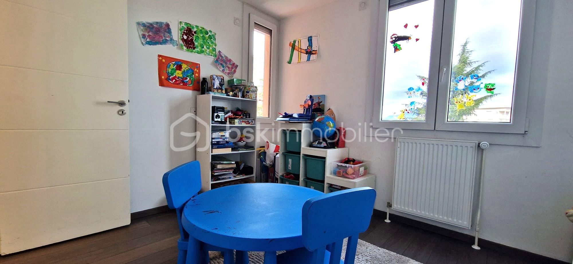 Appartement de 94,63 m² - CHAMBRE SALLE DE JEUX.jpeg