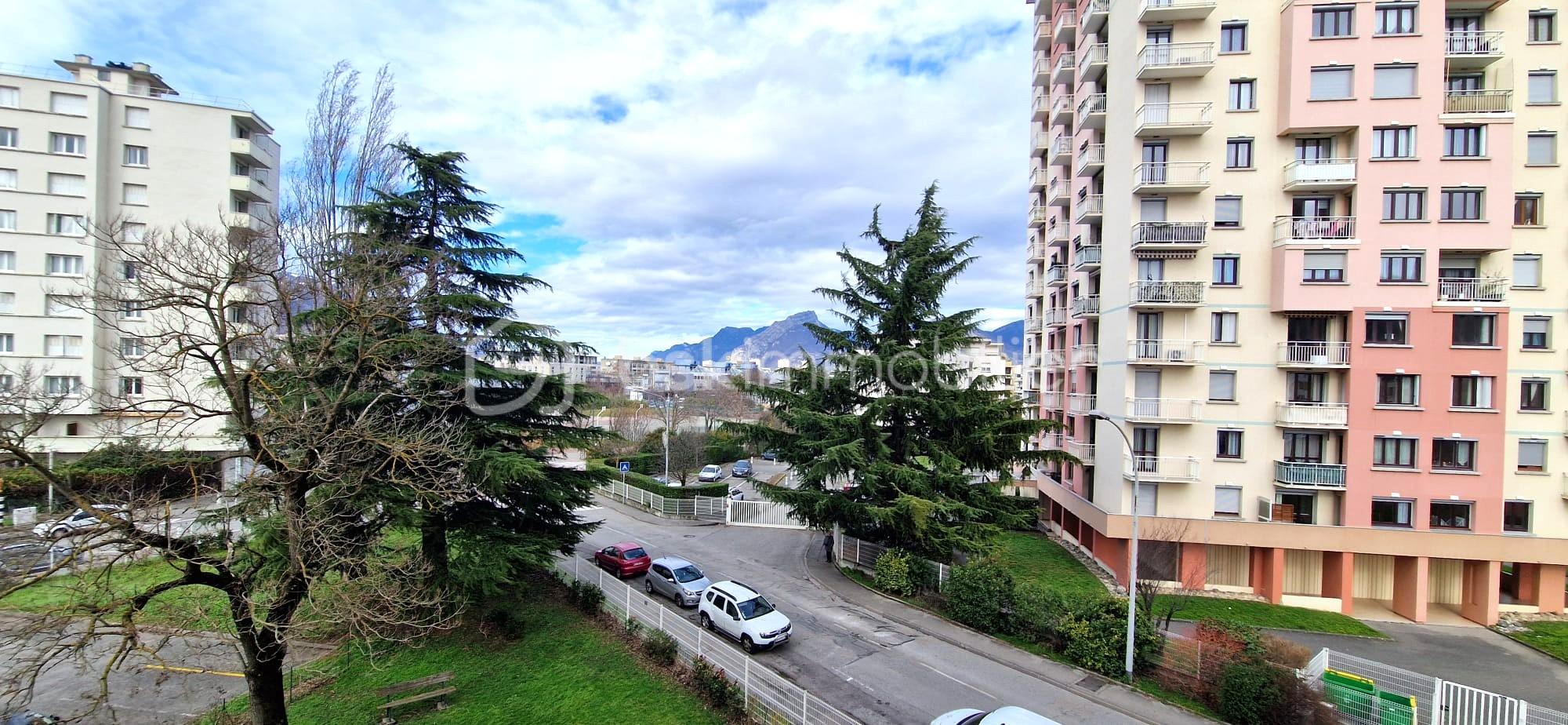 Appartement de 94,63 m² - VUE CHAMBRE.jpeg