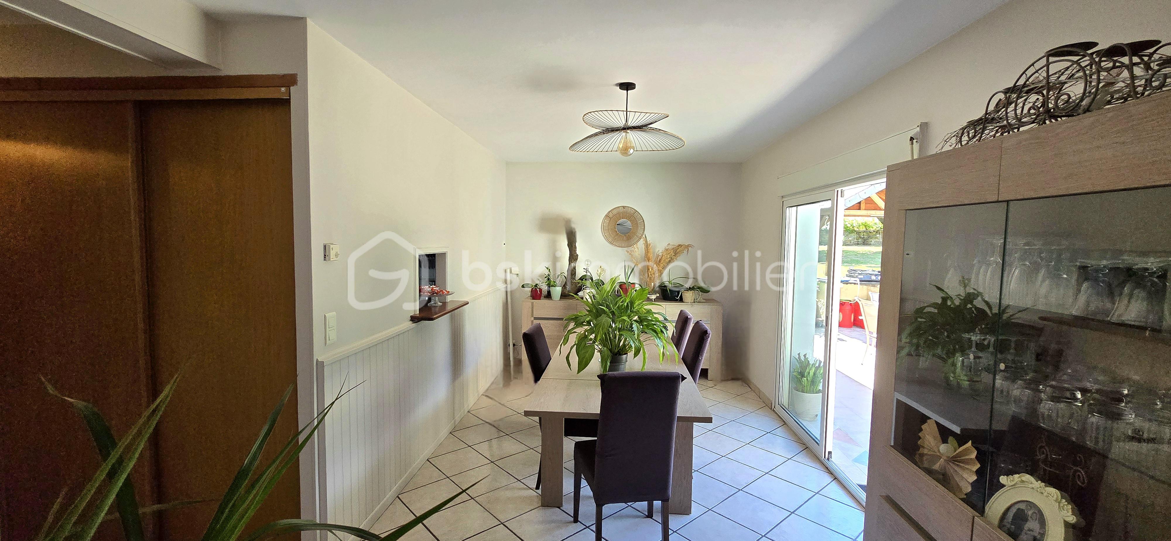 Maison de 226 m² - 20250708_110151.jpg