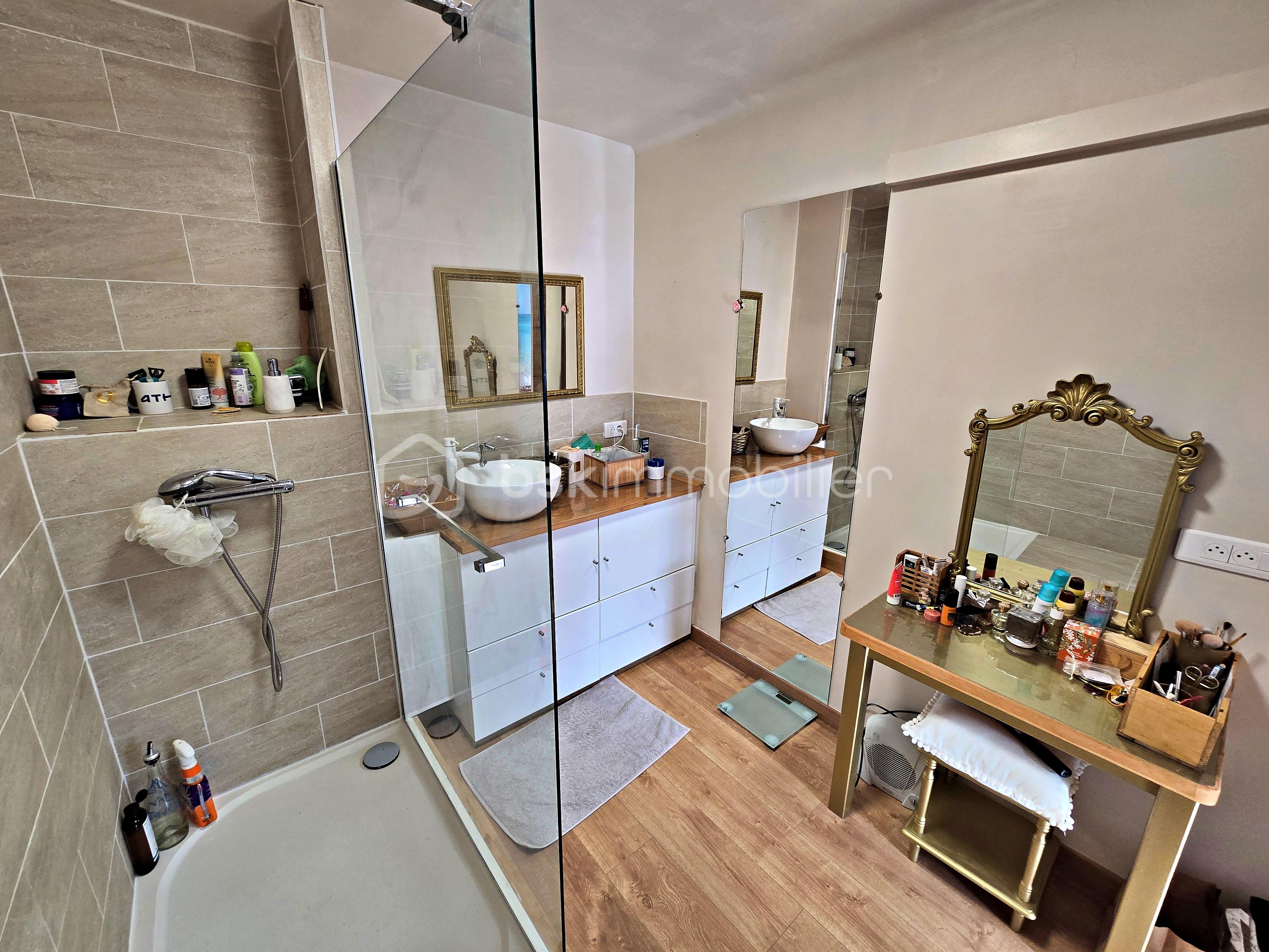 Maison traditionnelle de 202 m² - 11 CARRY LE ROUET MARSEILLE 20251118_122208.jpg