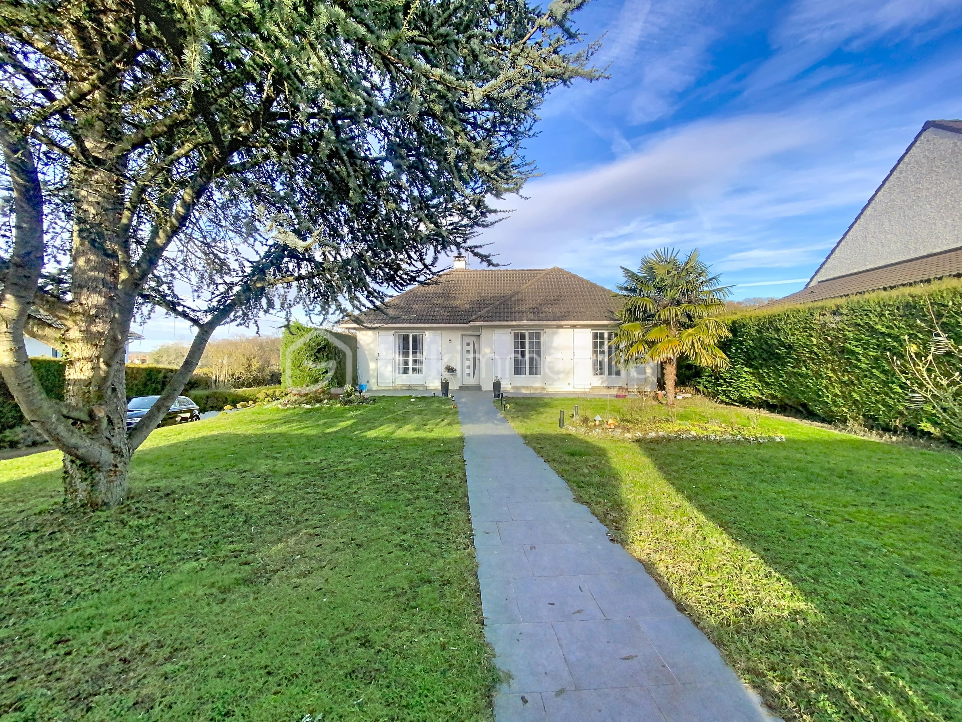 Maison traditionnelle de 112 m² - gervais_00014.jpg