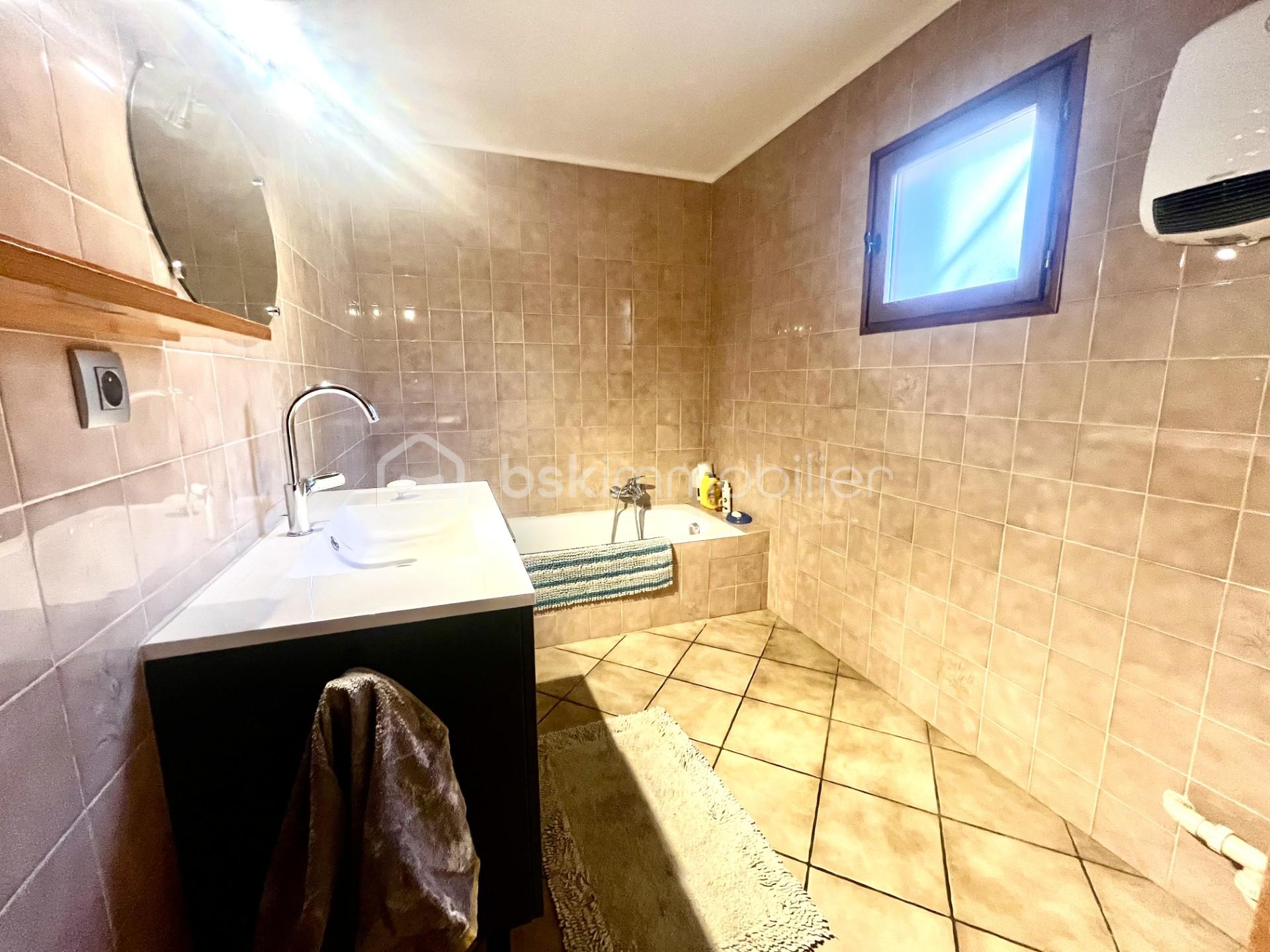 Maison de 110 m² - thumbnail_IMG_4010.jpg