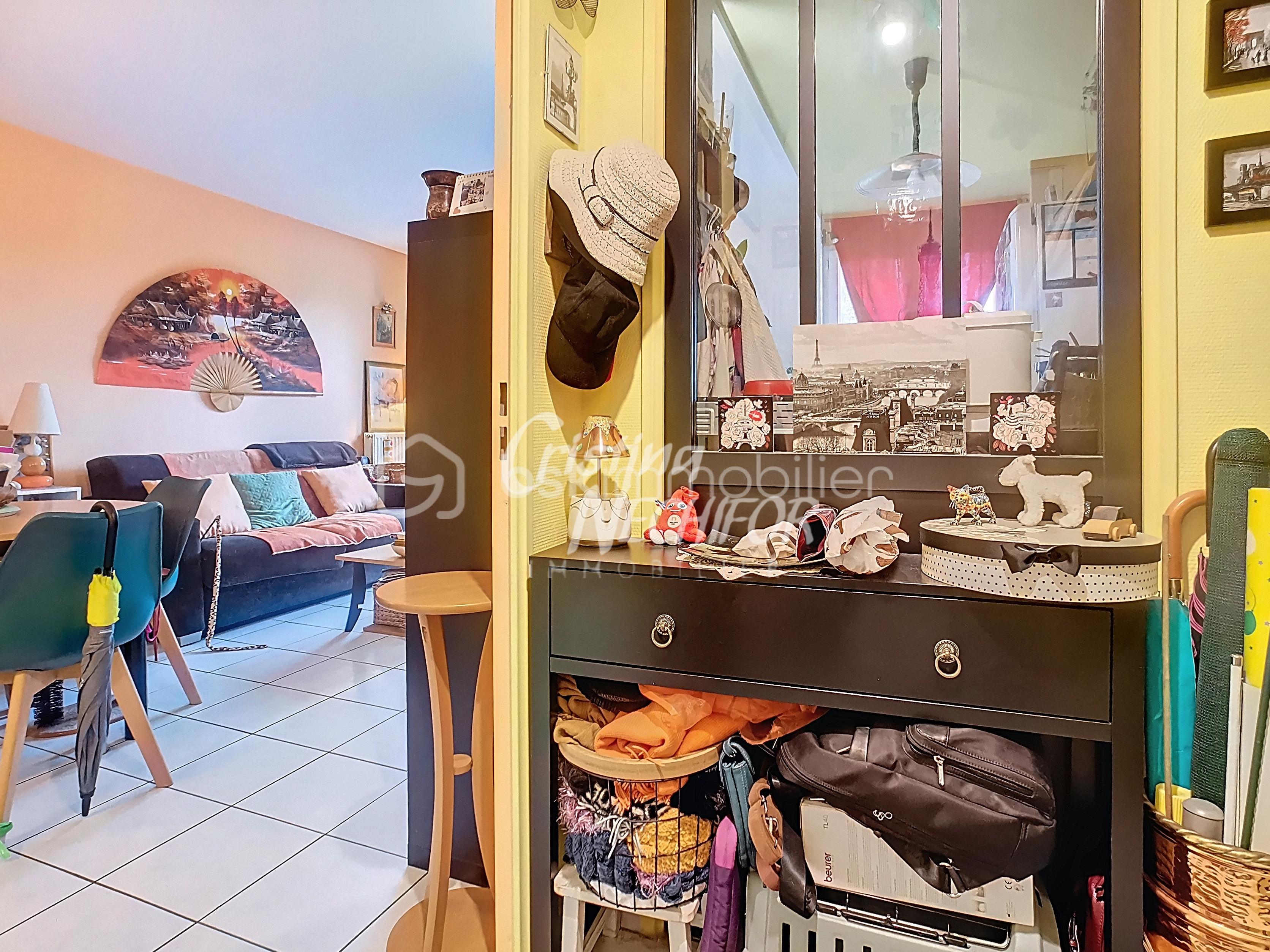 Appartement de 42 m² - chateaux_00001.jpg