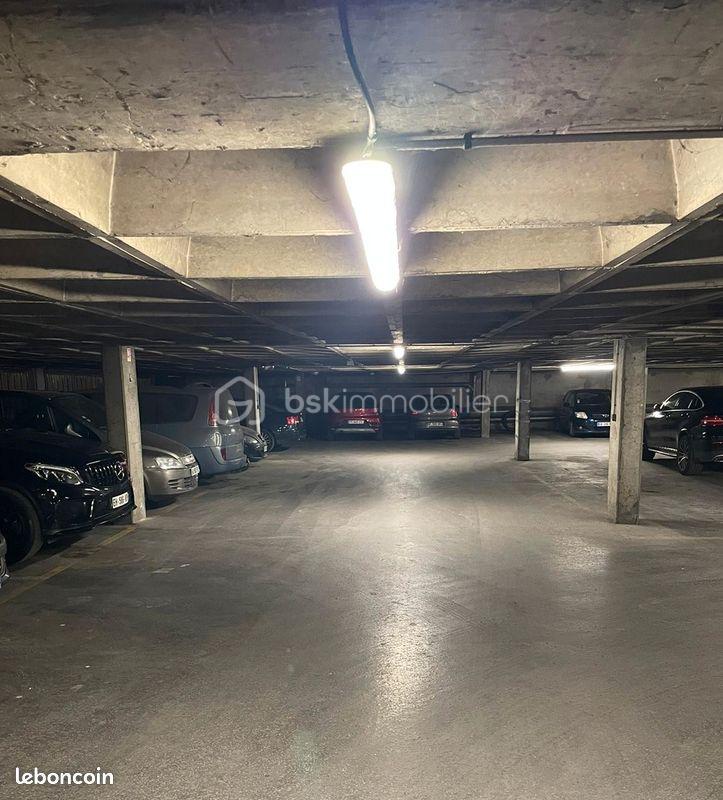 Parking de 12 m² - parking Garges 3.jpg