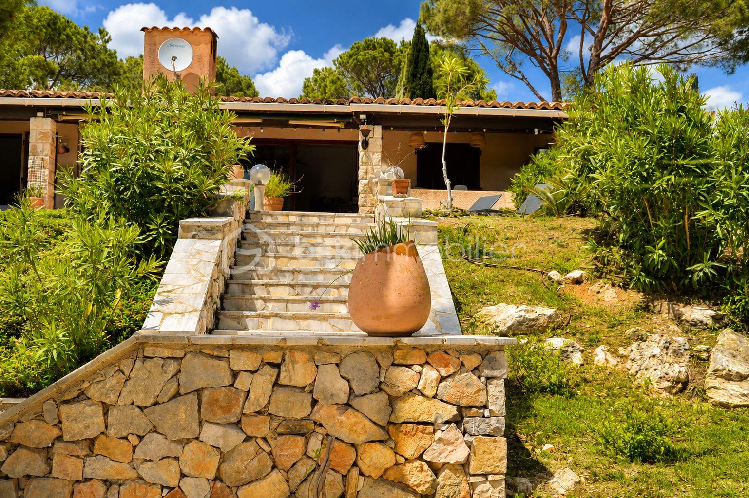montéee maison piscine ok.jpg