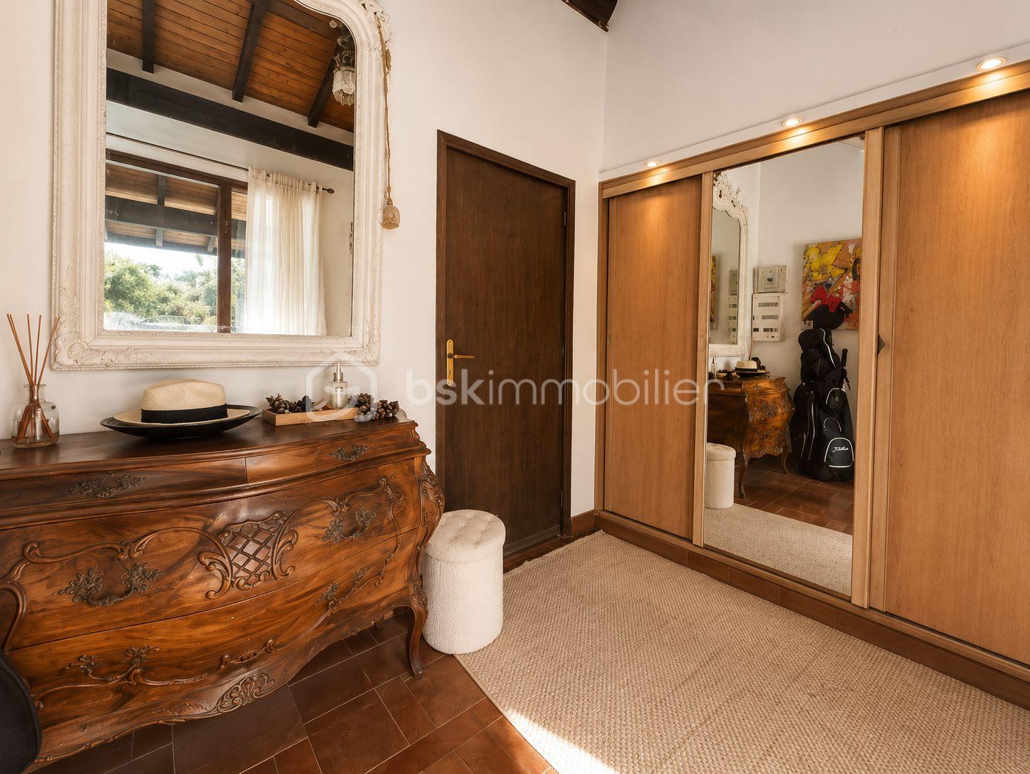entrée maison okk.jpg