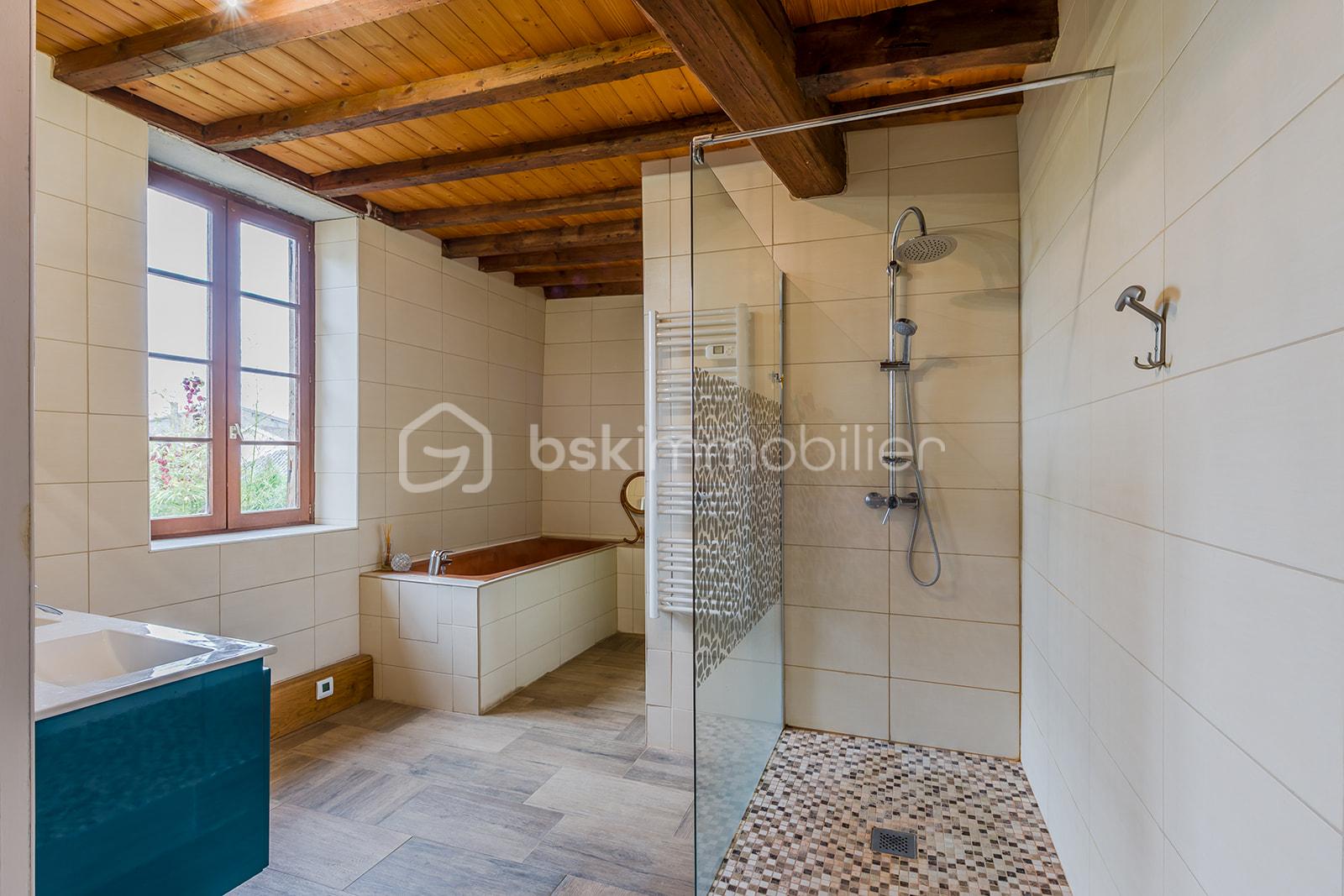 Maison de 300 m² - Magali-Willemin-La-tour-mandon.jpg