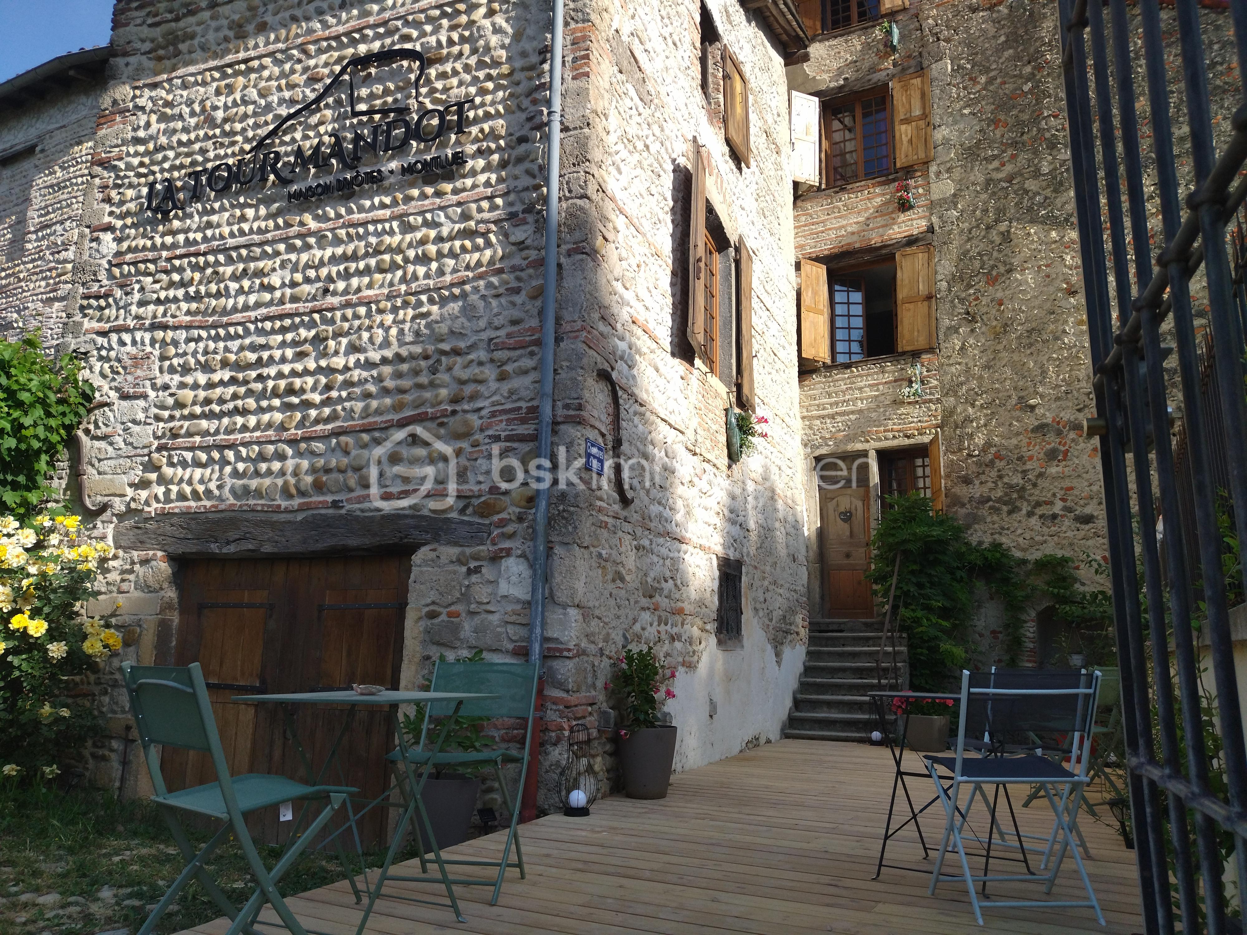 Maison de 300 m² - 1652342242439.jpg
