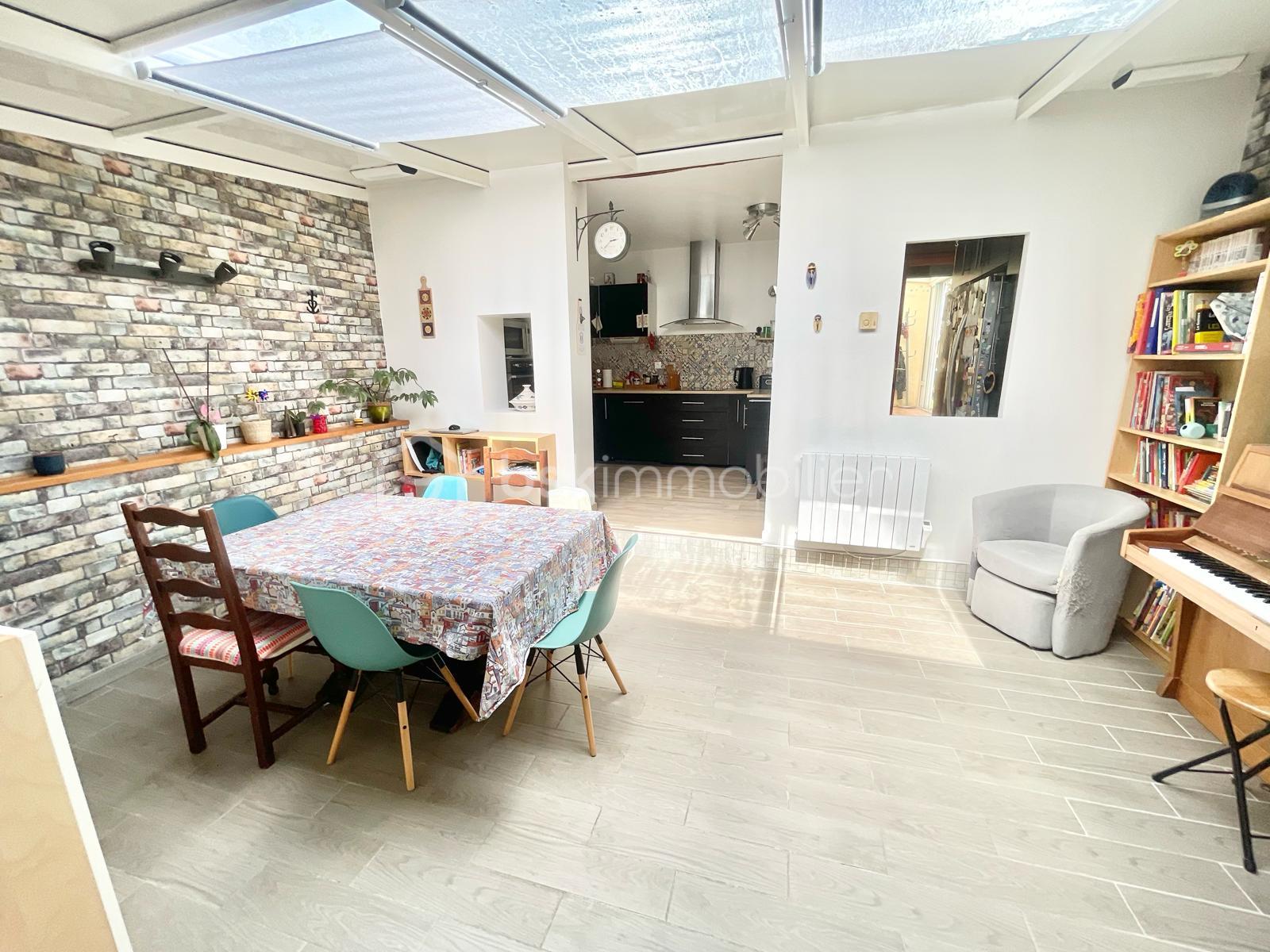 Maison de 100 m² - IMG-20250622-WA0002.jpg