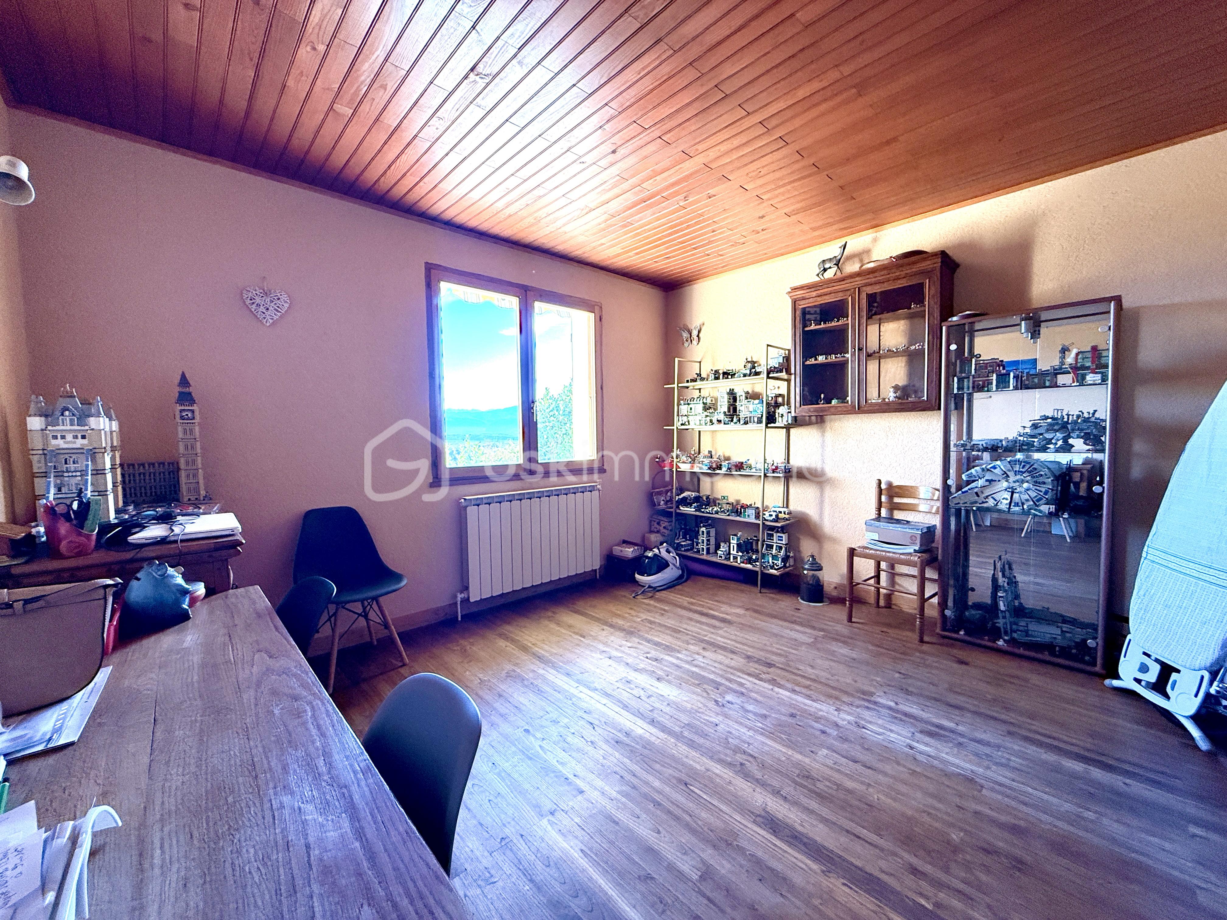 Maison de 121 m² - ch1.jpg