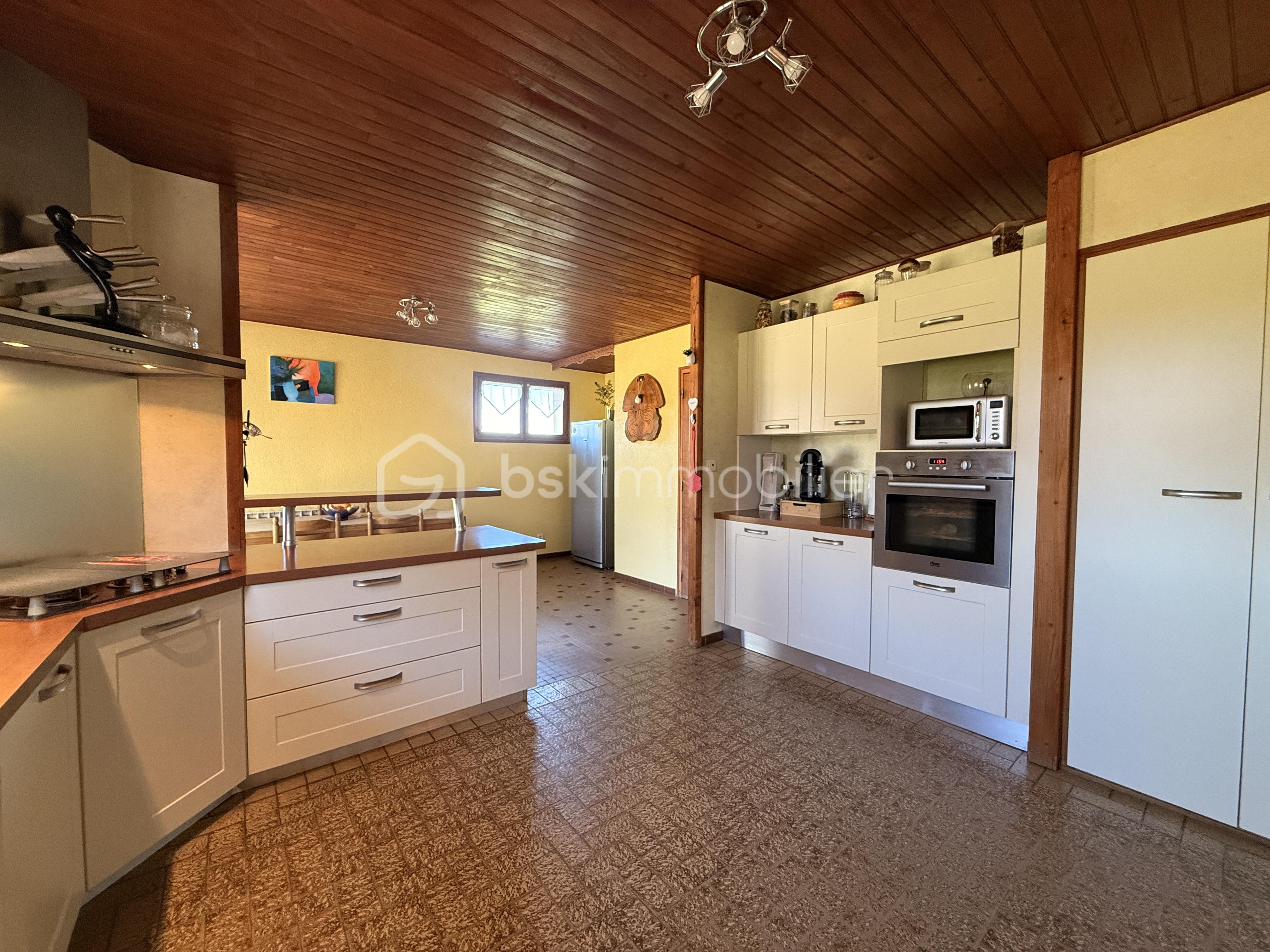 Maison de 121 m² - Cuisine et repas.JPG