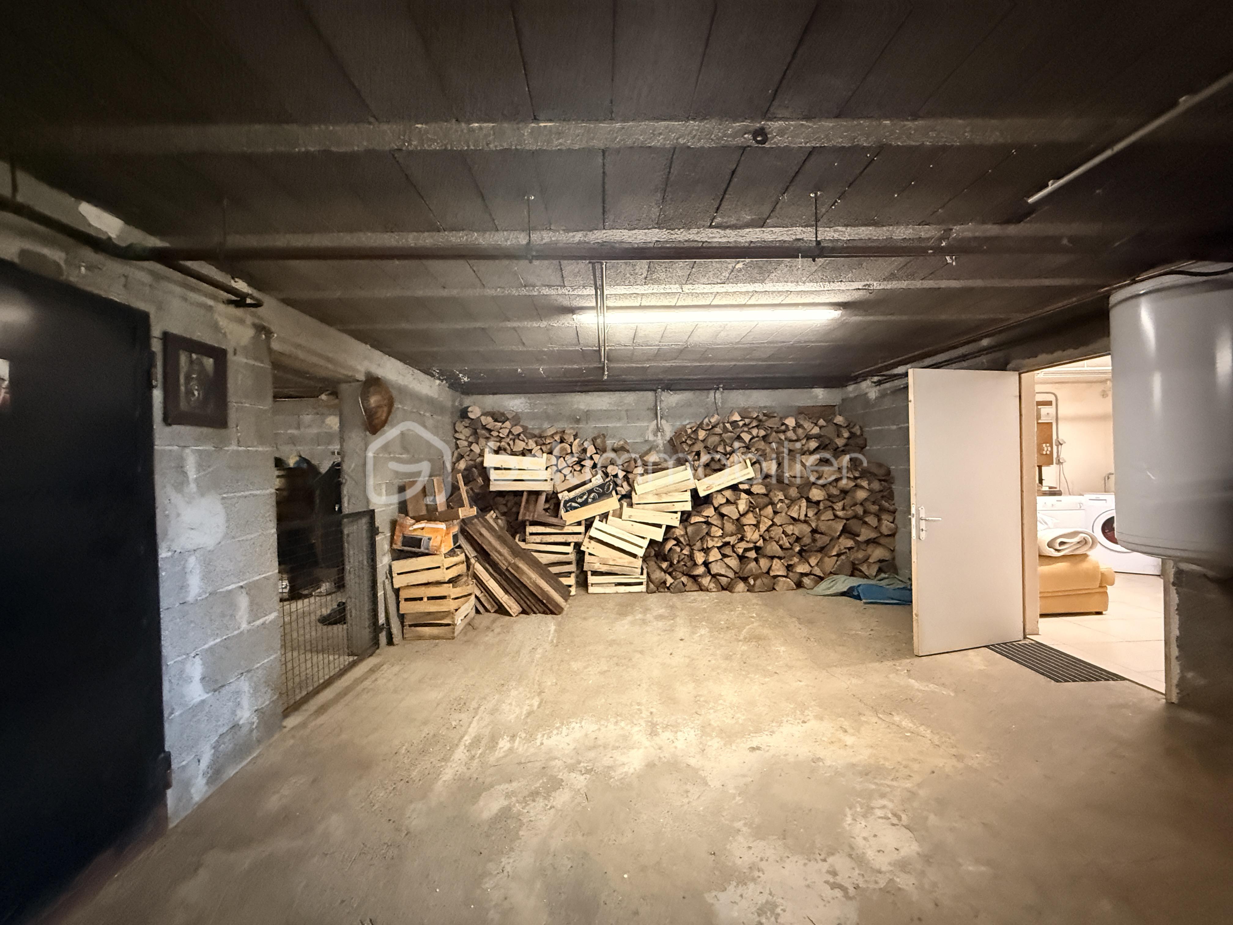 Maison de 121 m² - GARAGE1.JPG