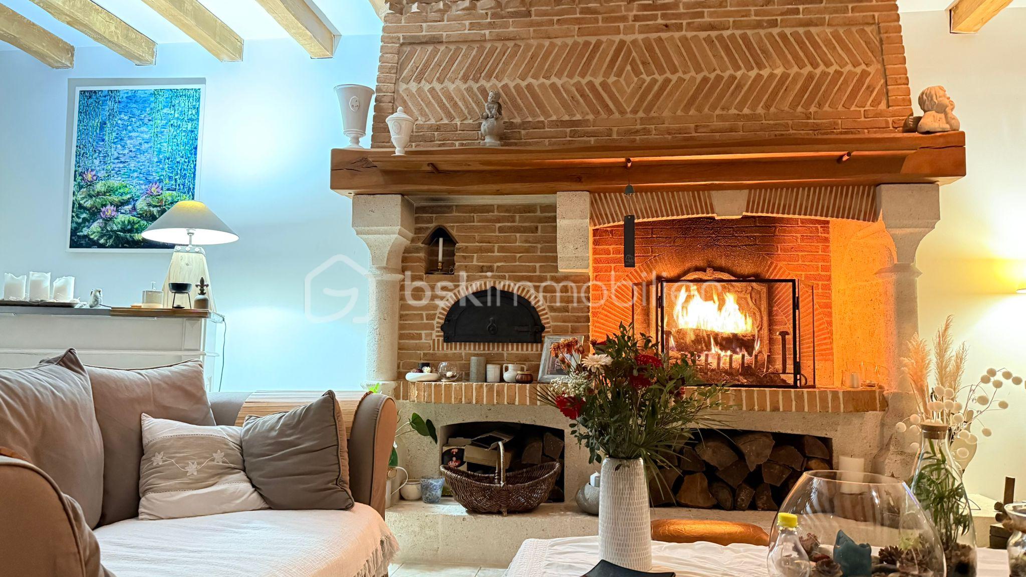 Maison de 220 m² - CHEMINÉE.jpg