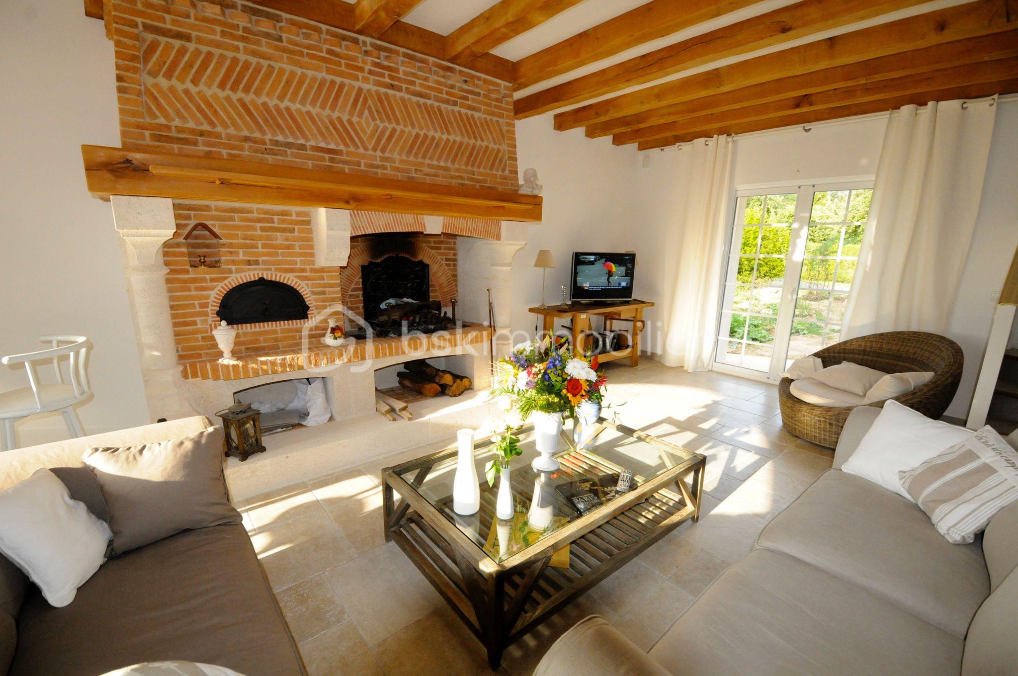 Maison de 220 m² - SALON RDC.jpg