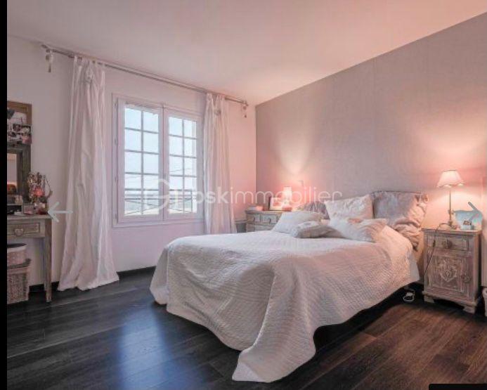 Maison de 220 m² - CHAMBRE PARENTALE 2.jpg