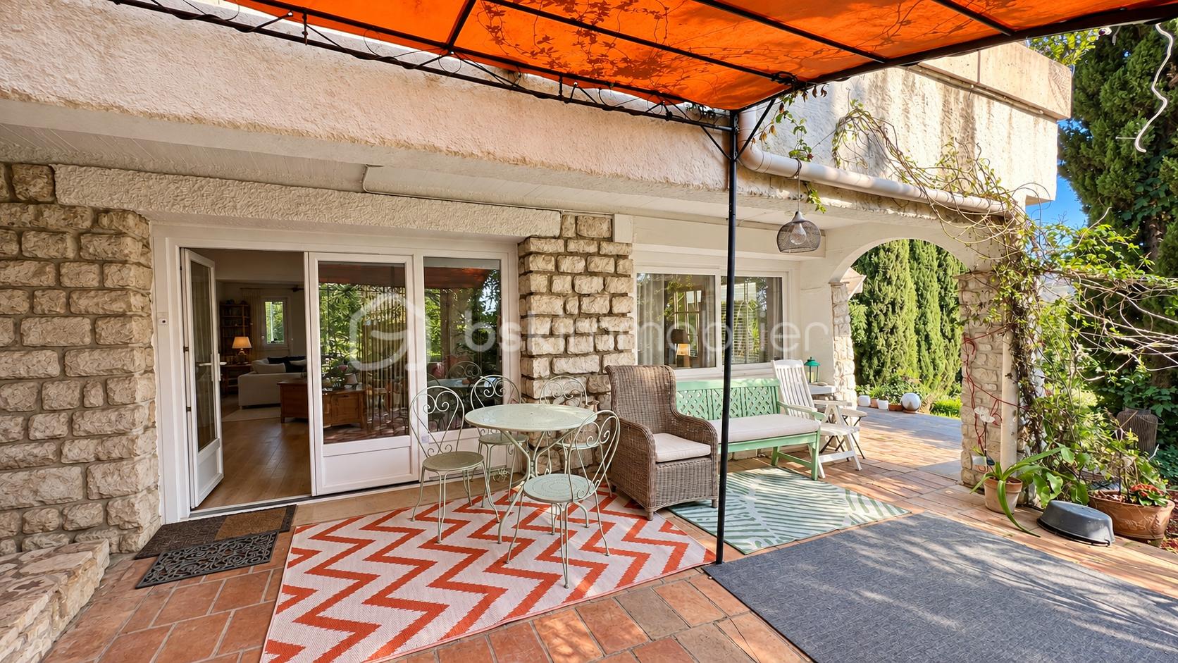 Terrasse méditerranéenne sous toile orange-7.png